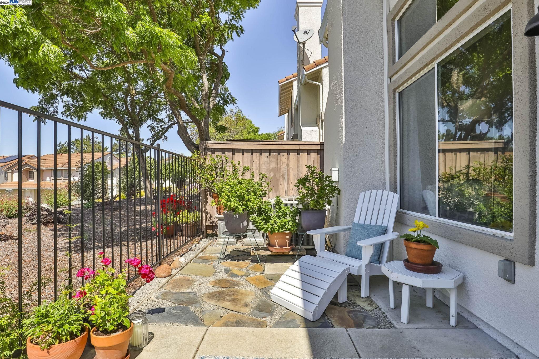 227 Portola Dr