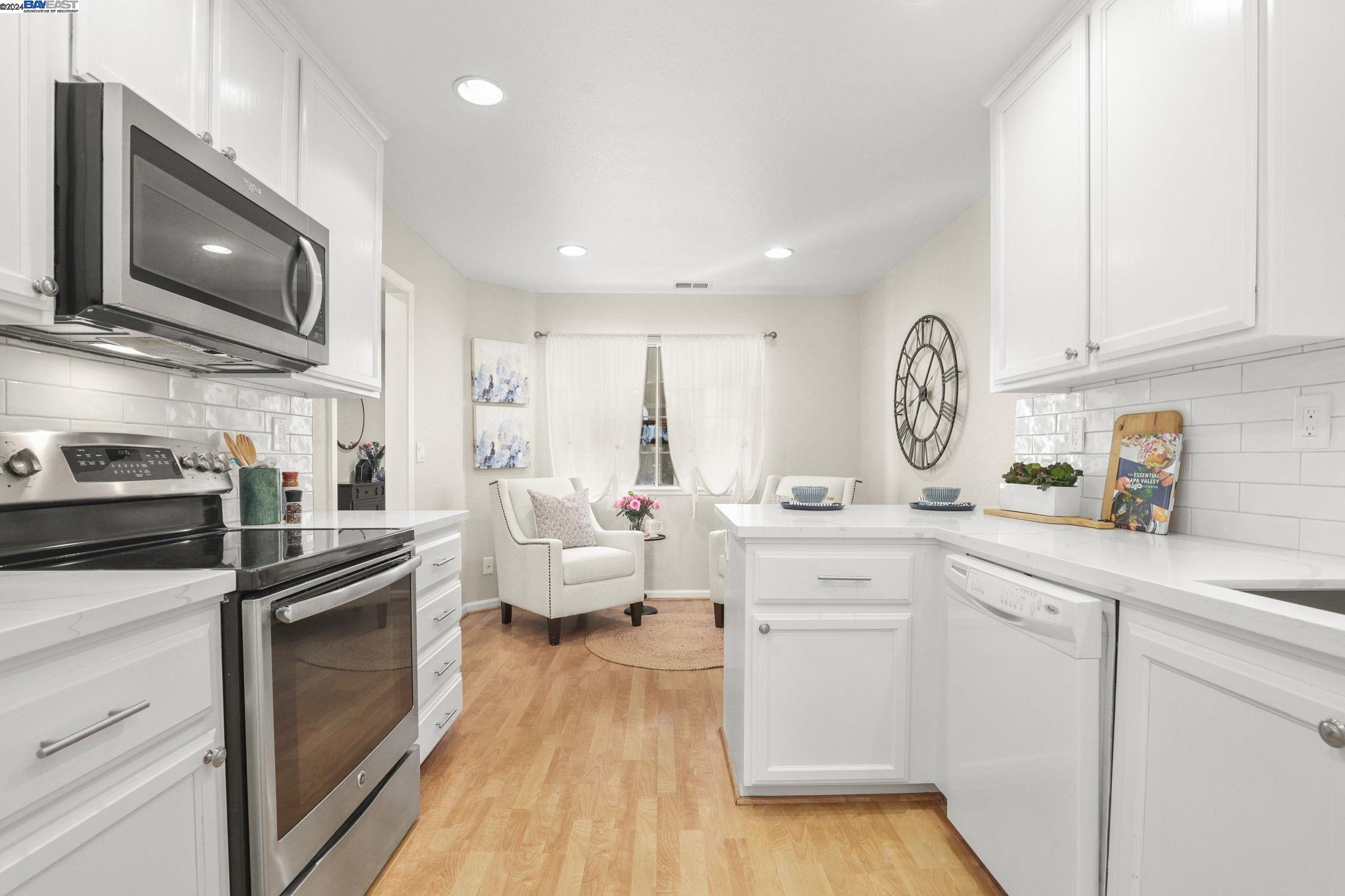 227 Portola Dr