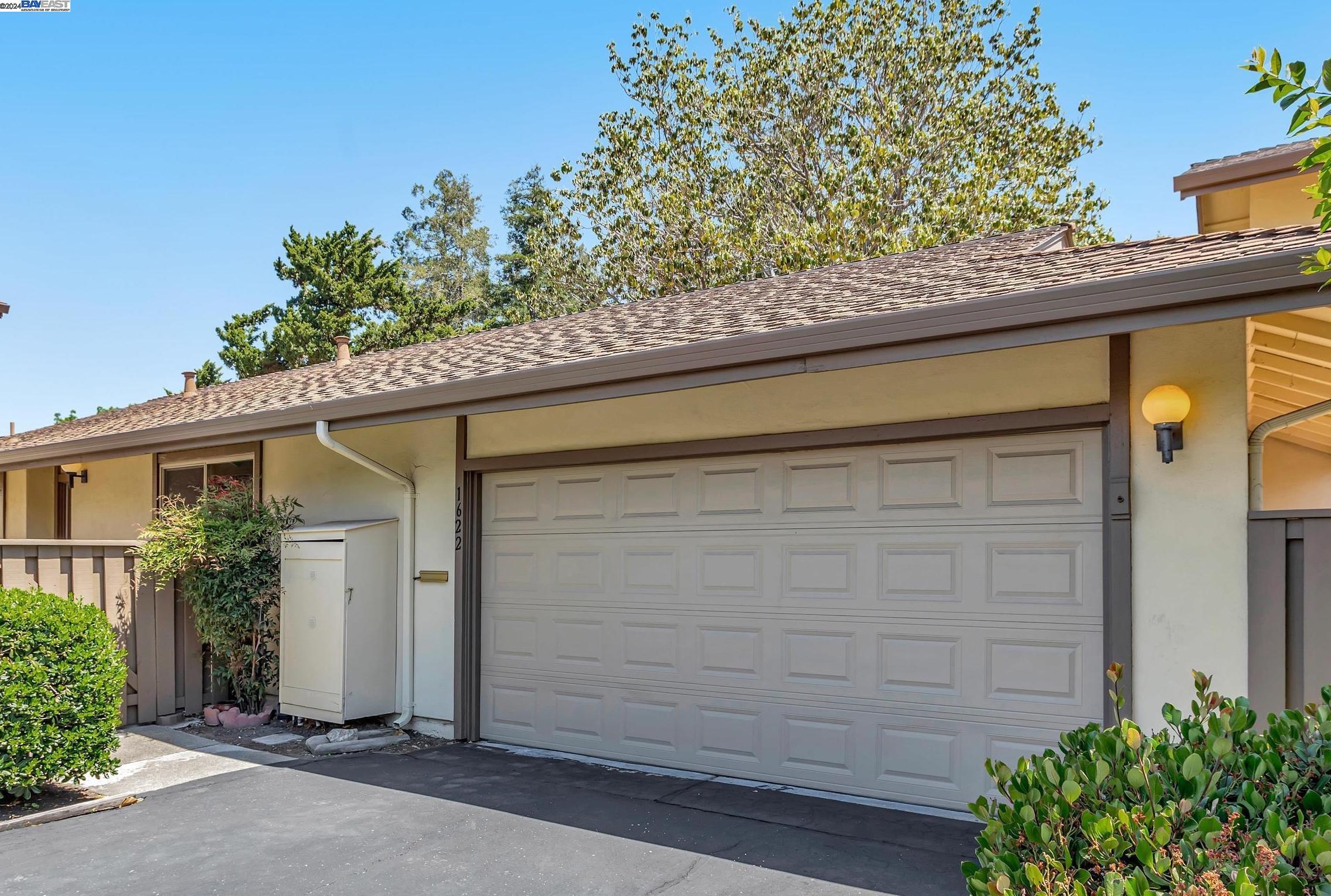 1622 Candelero Dr