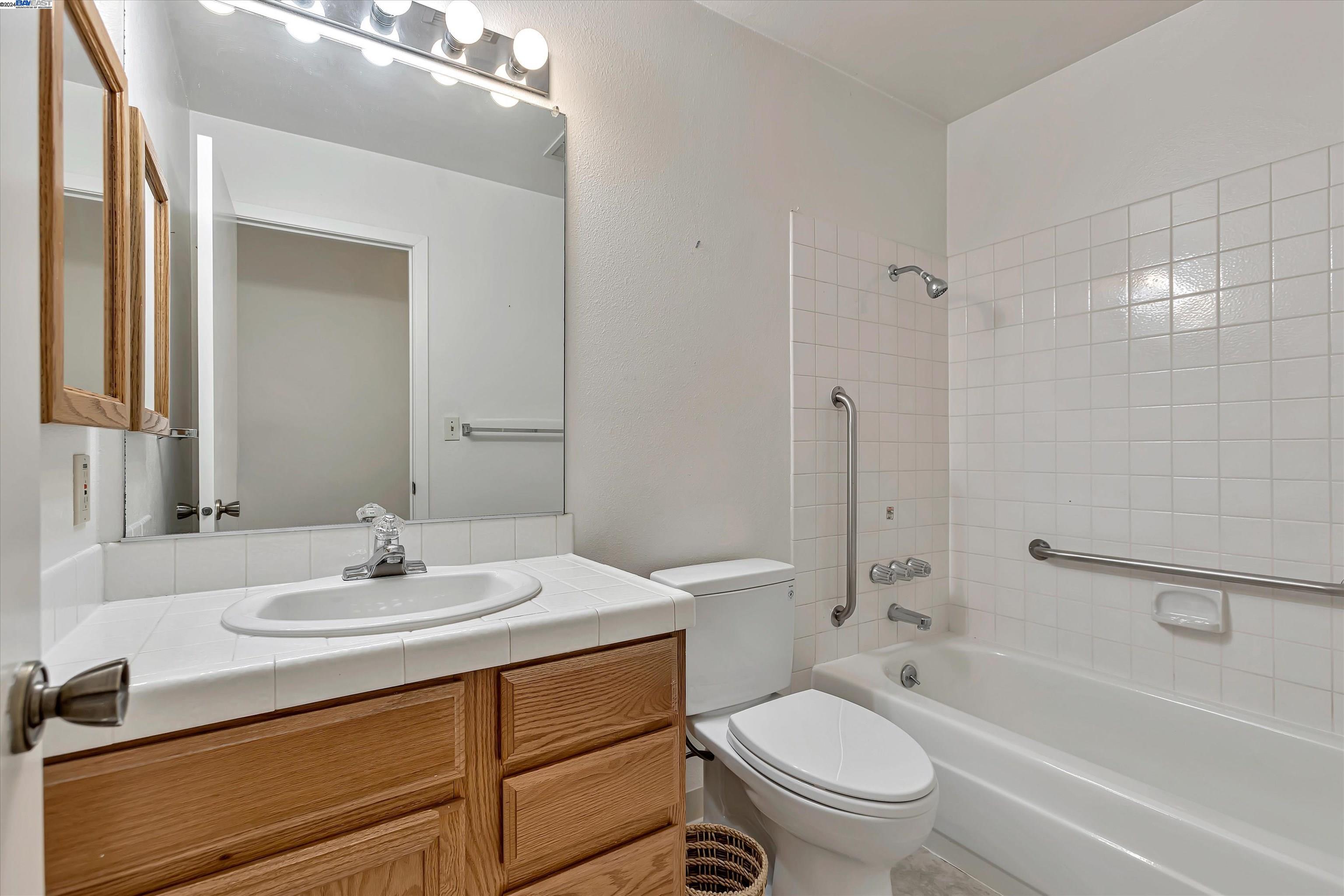 1622 Candelero Dr
