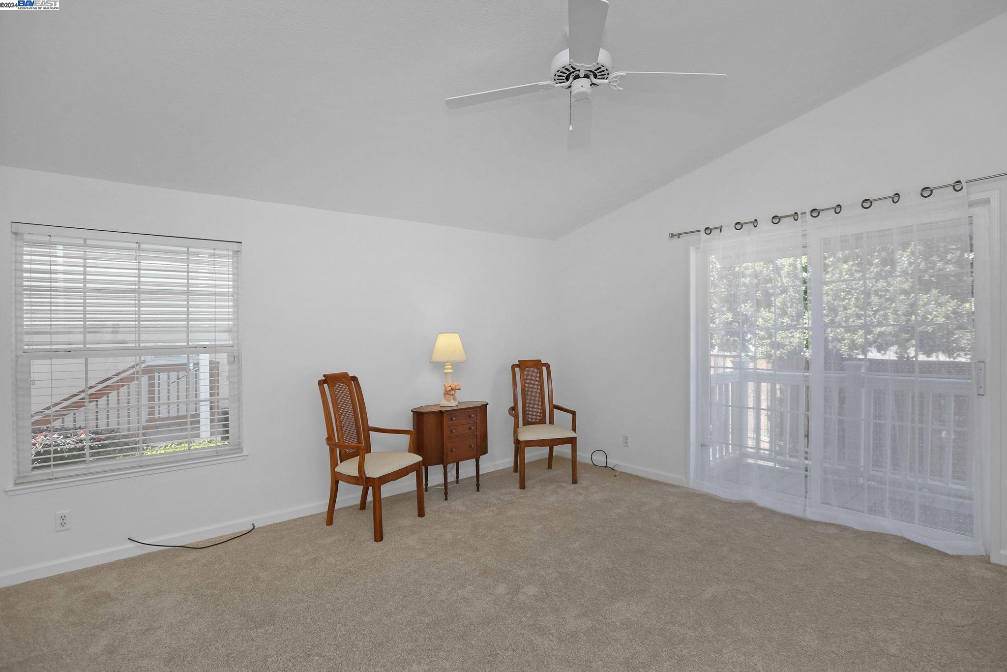 3263 Vineyard Ave., #3 # 3 Unit: #3