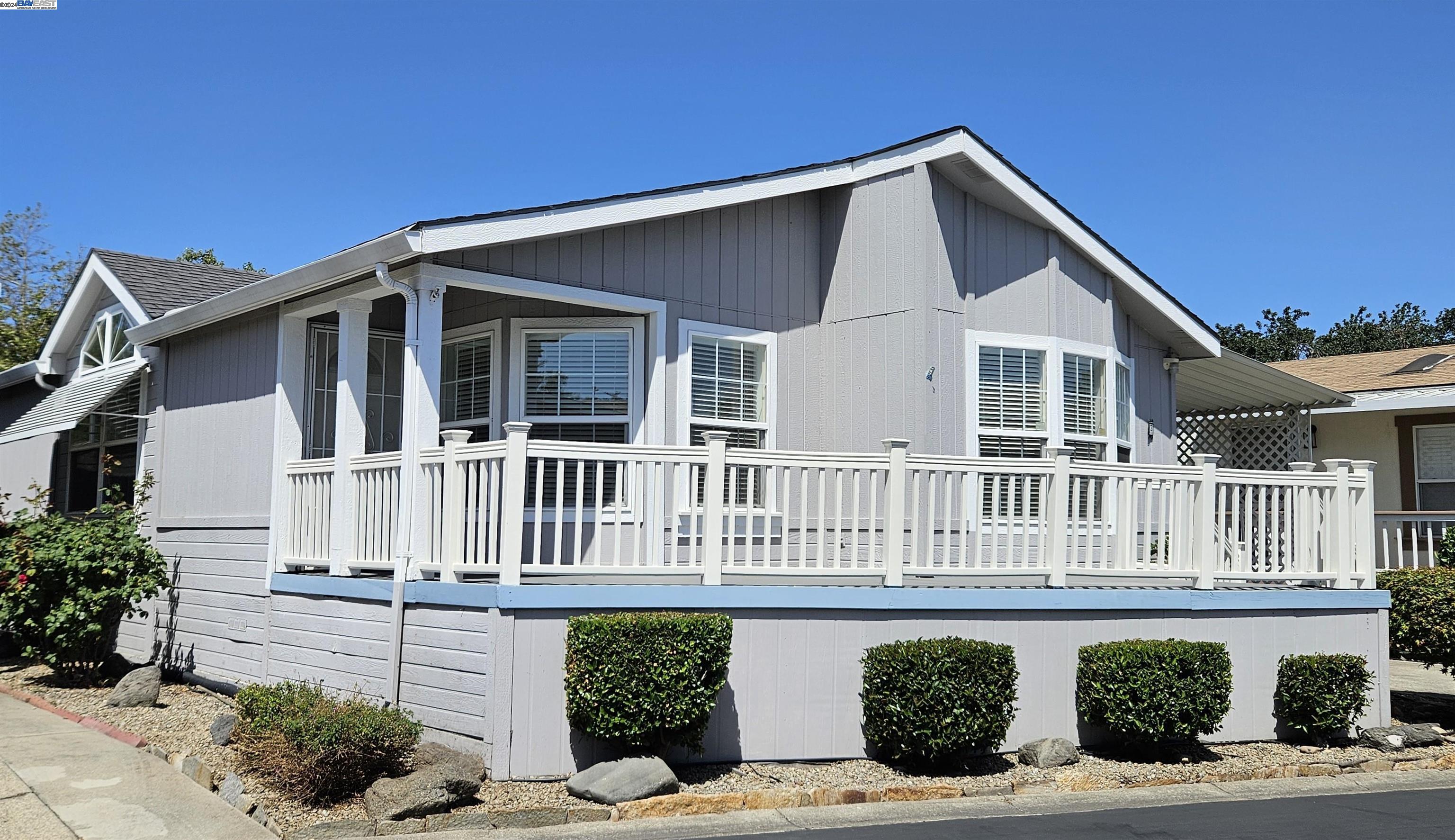 3263 Vineyard Ave., #3 # 3 Unit: #3