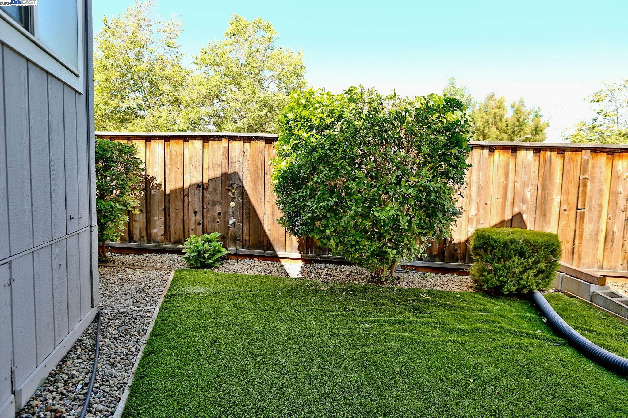 3263 Vineyard Ave., #3 # 3 Unit: #3