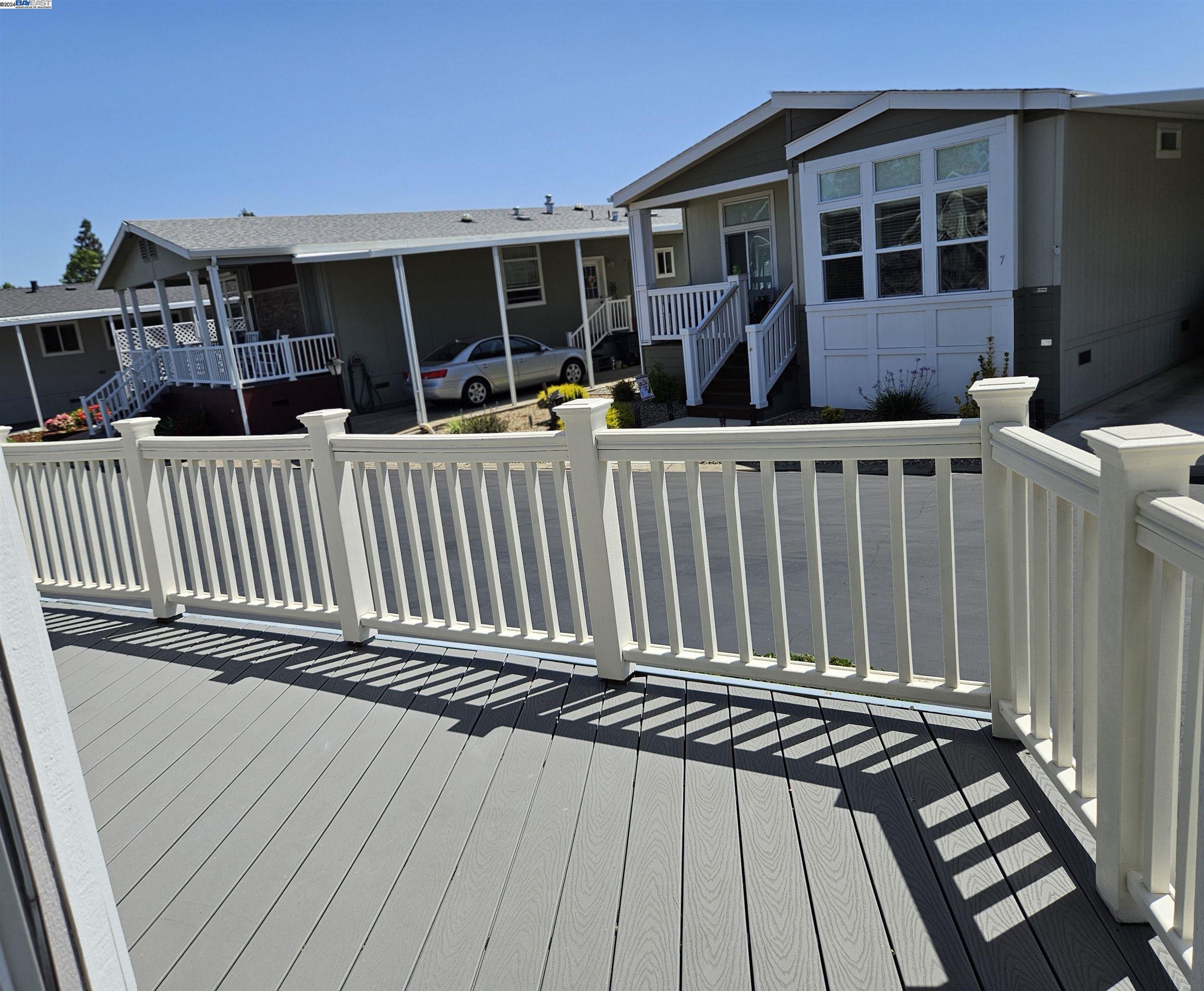 3263 Vineyard Ave., #3 # 3 Unit: #3