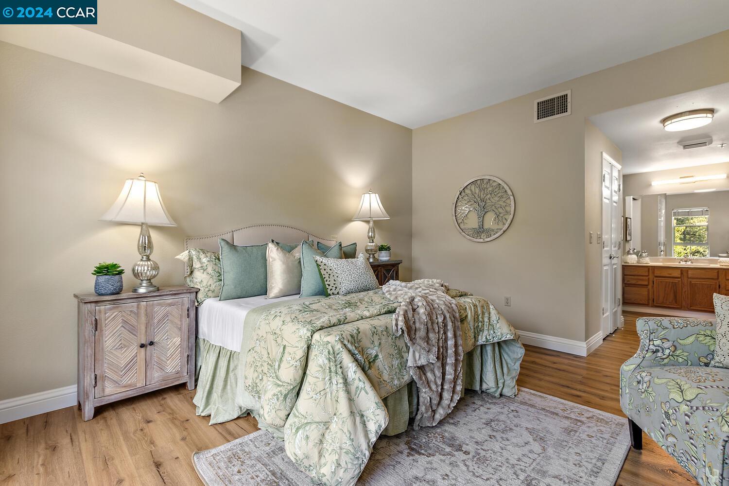 1840 Tice Creek Drive # 2420