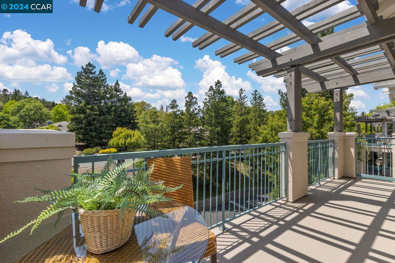 1840 Tice Creek Drive # 2420
