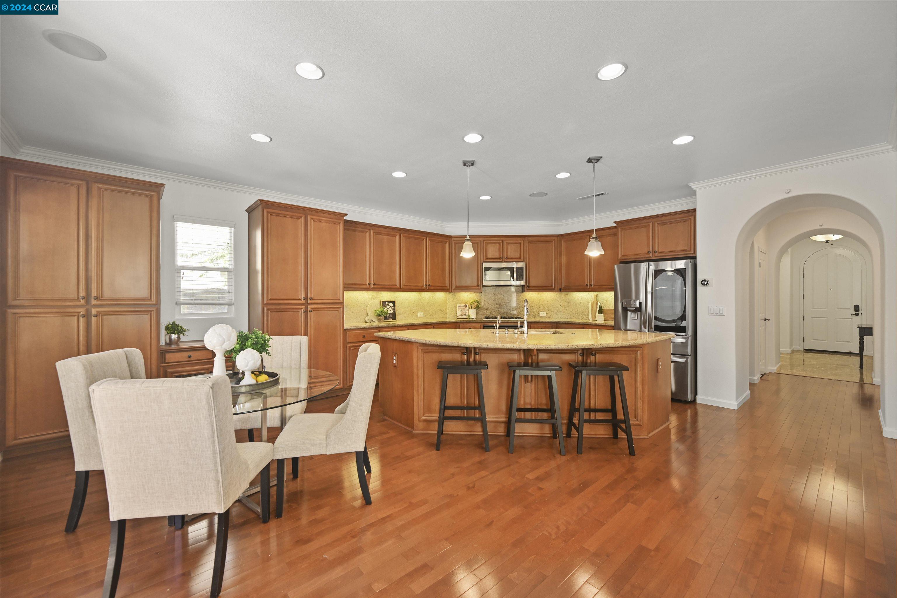 2242 Magnolia Bridge Dr