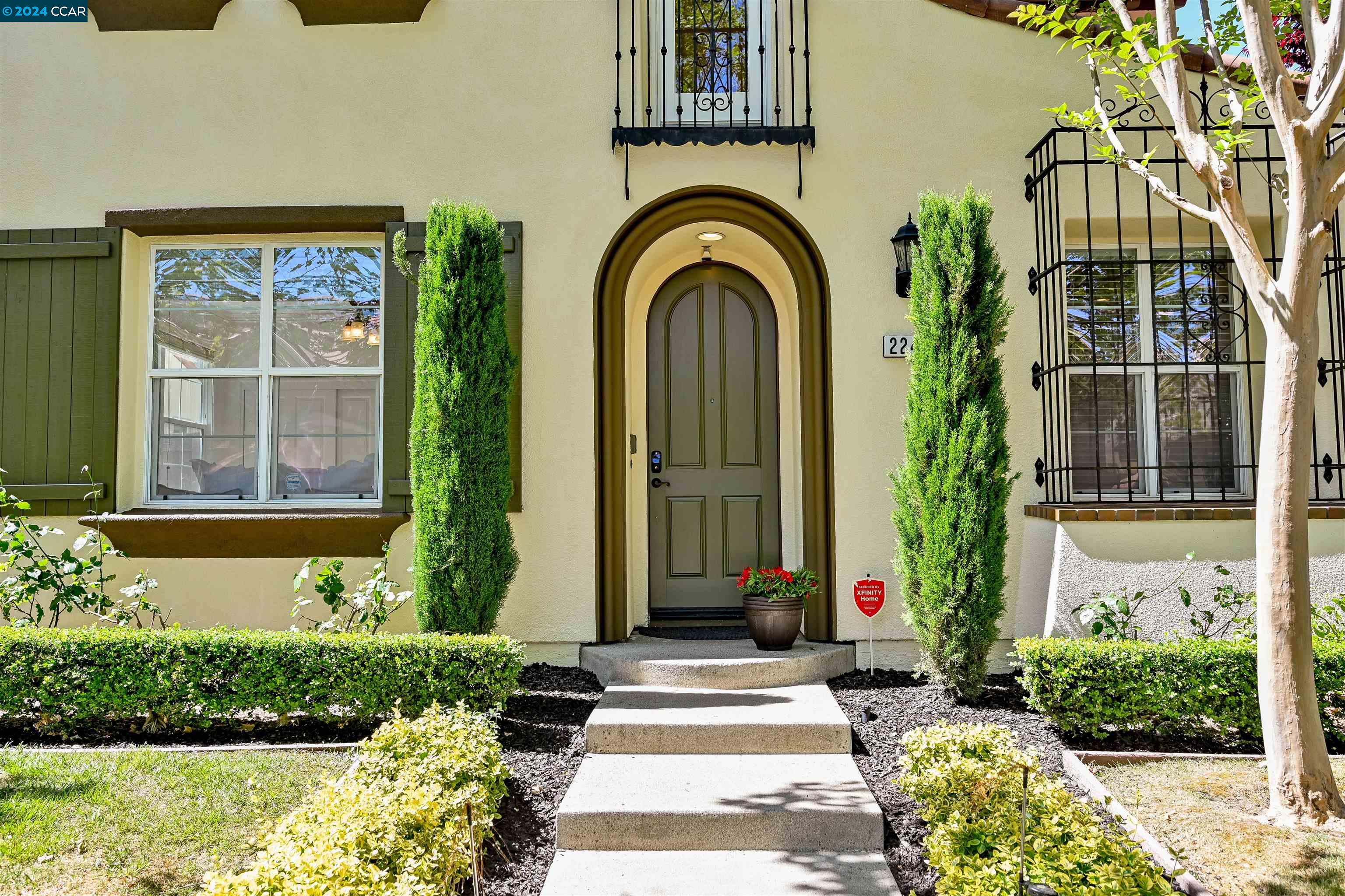 2242 Magnolia Bridge Dr