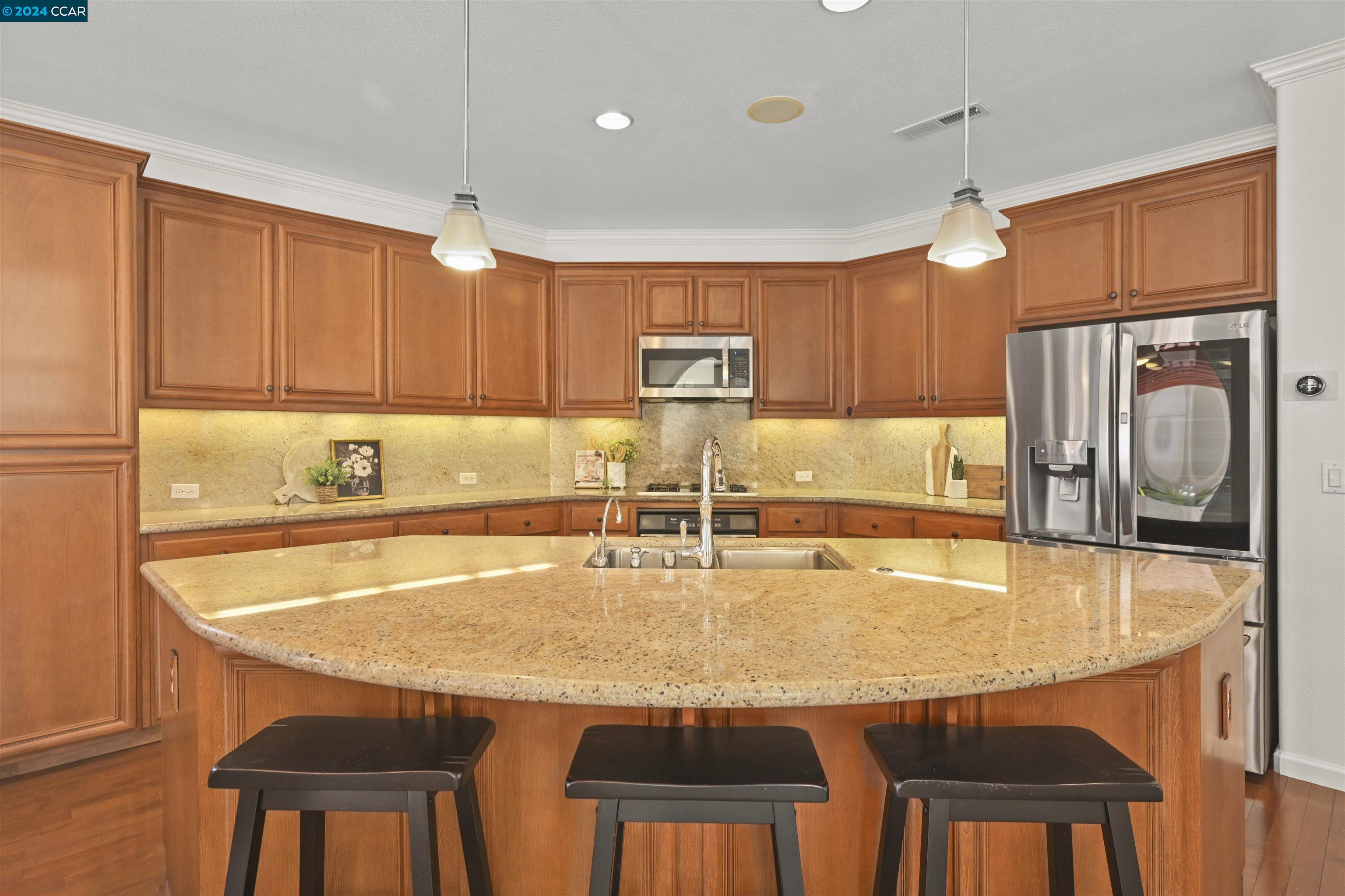2242 Magnolia Bridge Dr