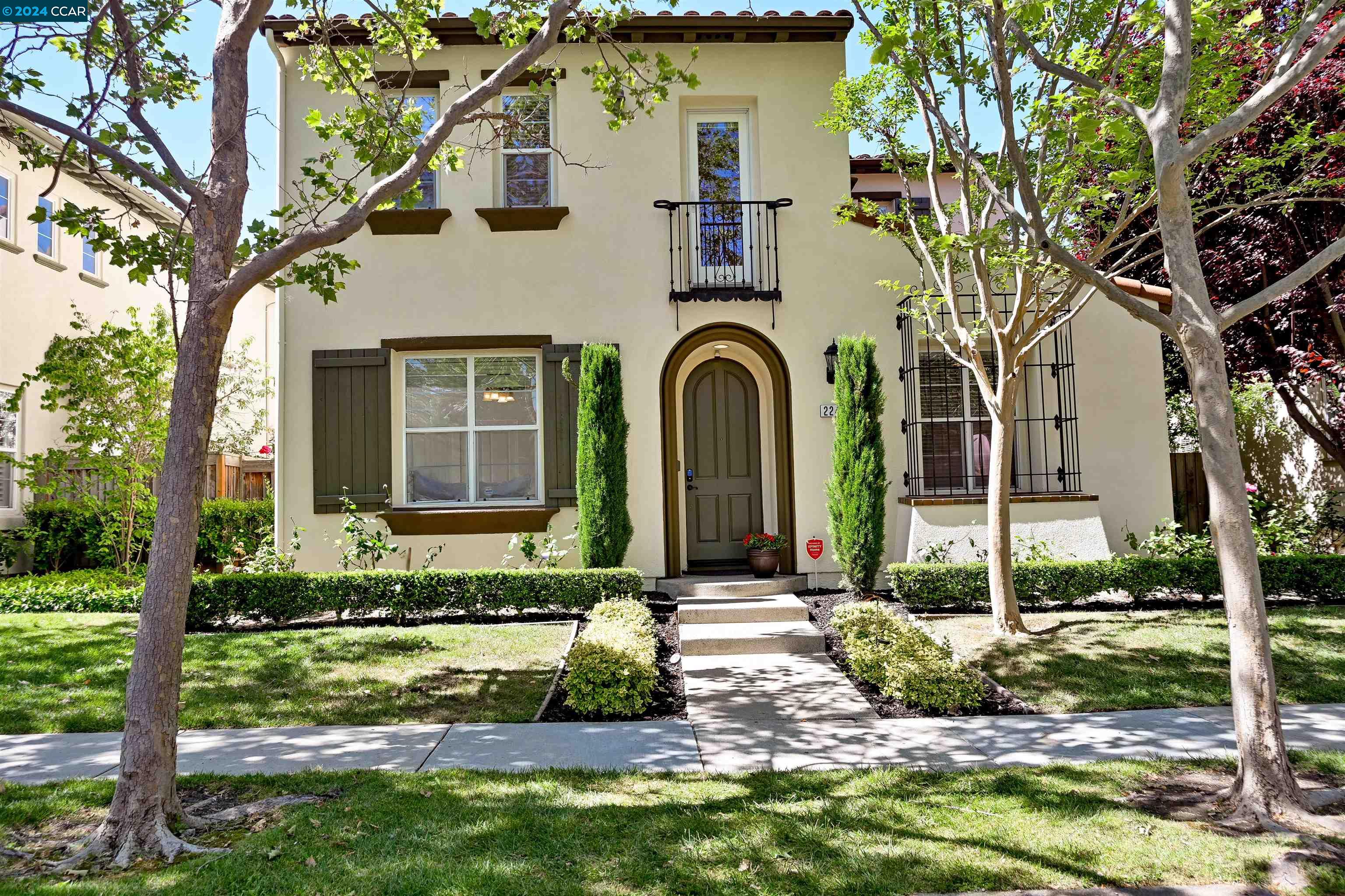 2242 Magnolia Bridge Dr