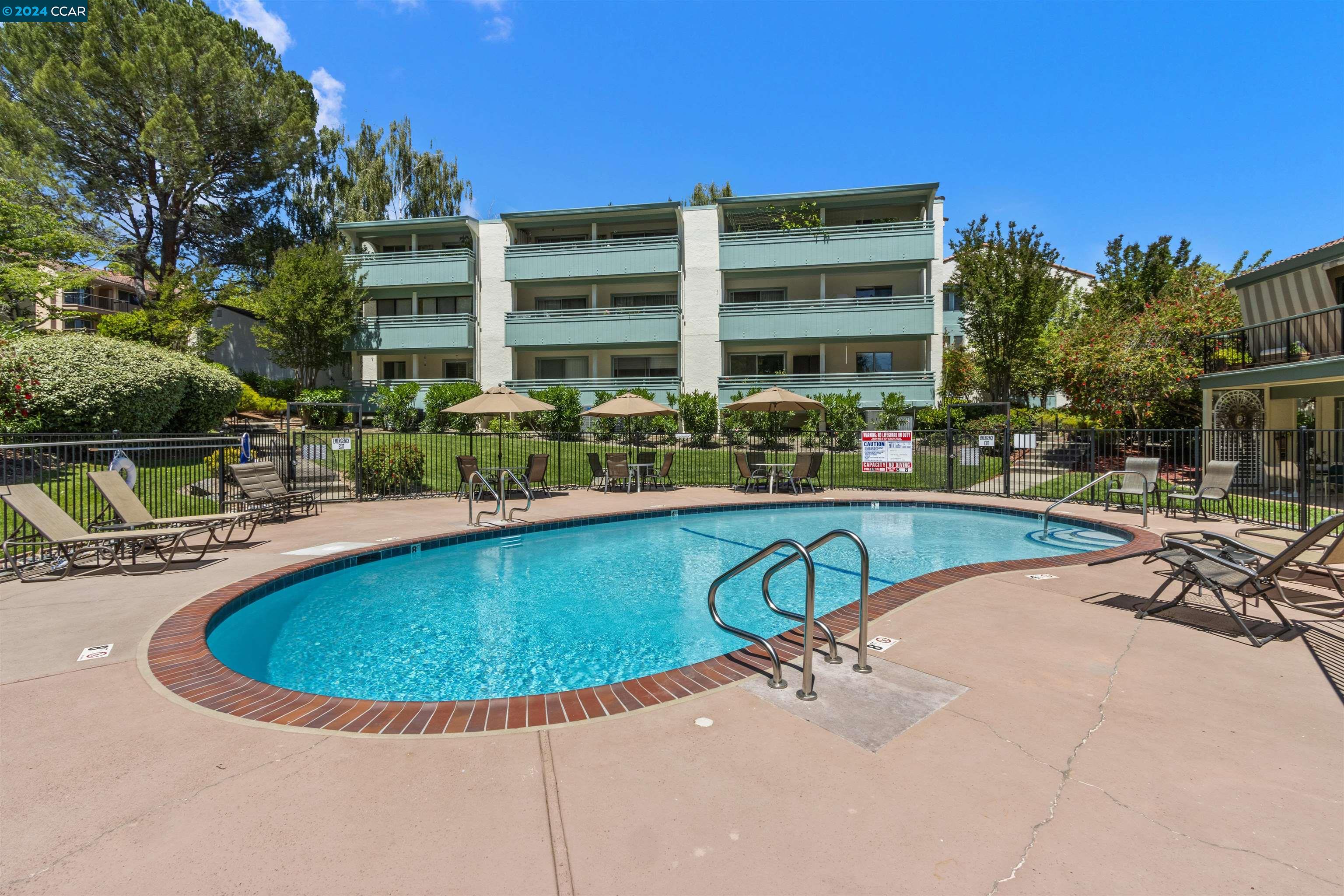 1691 Ptarmigan Dr # 1B