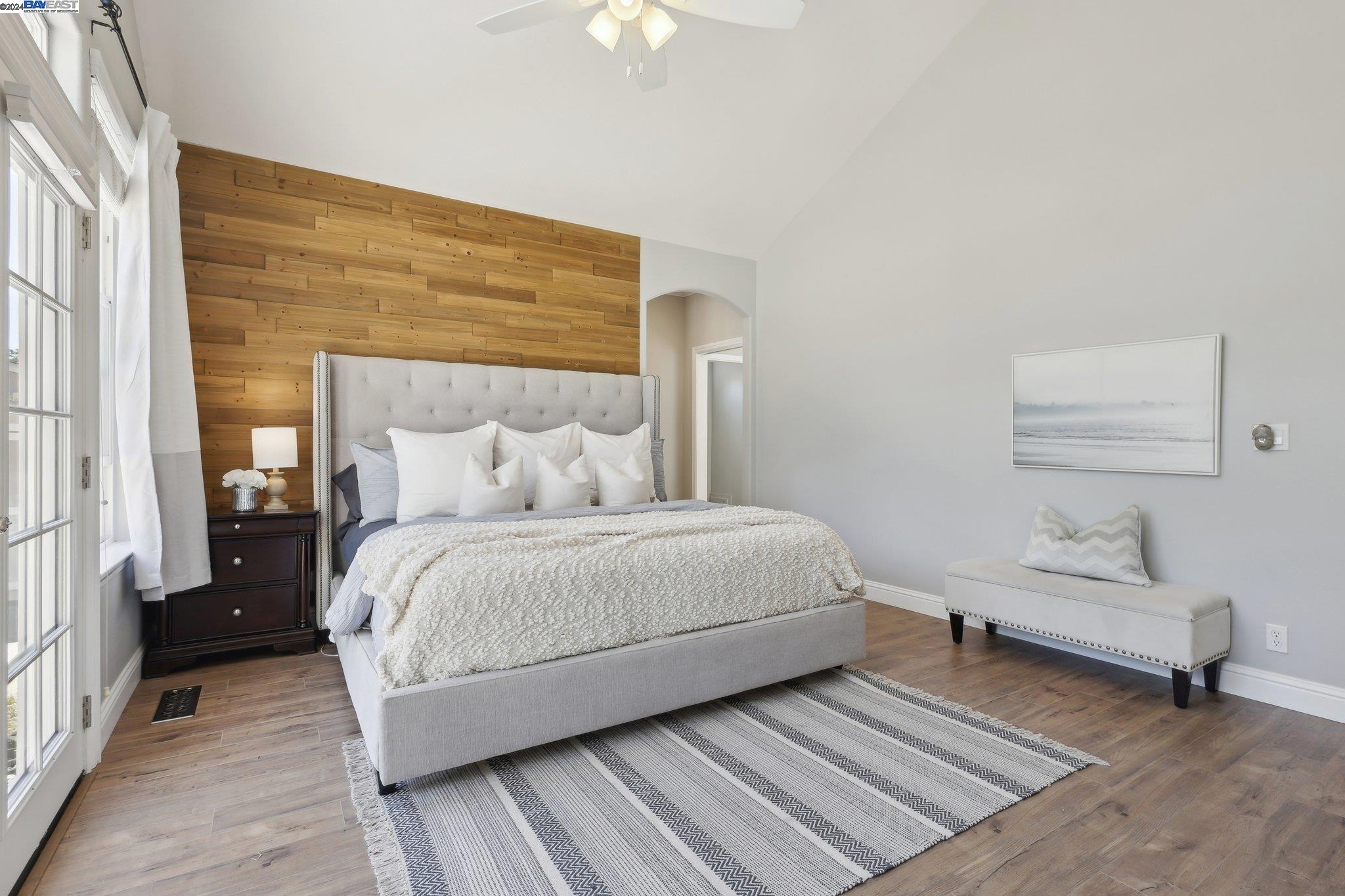 2393 Vintage Ln