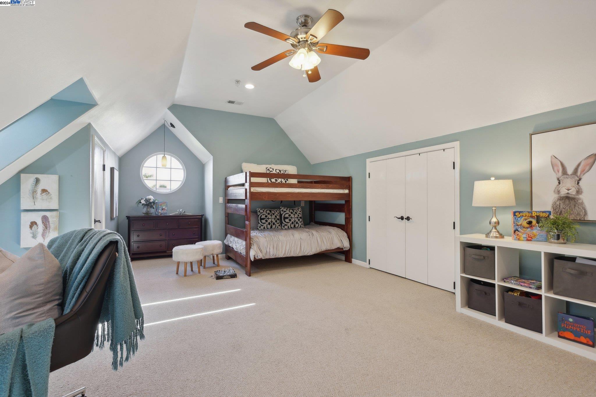 2393 Vintage Ln