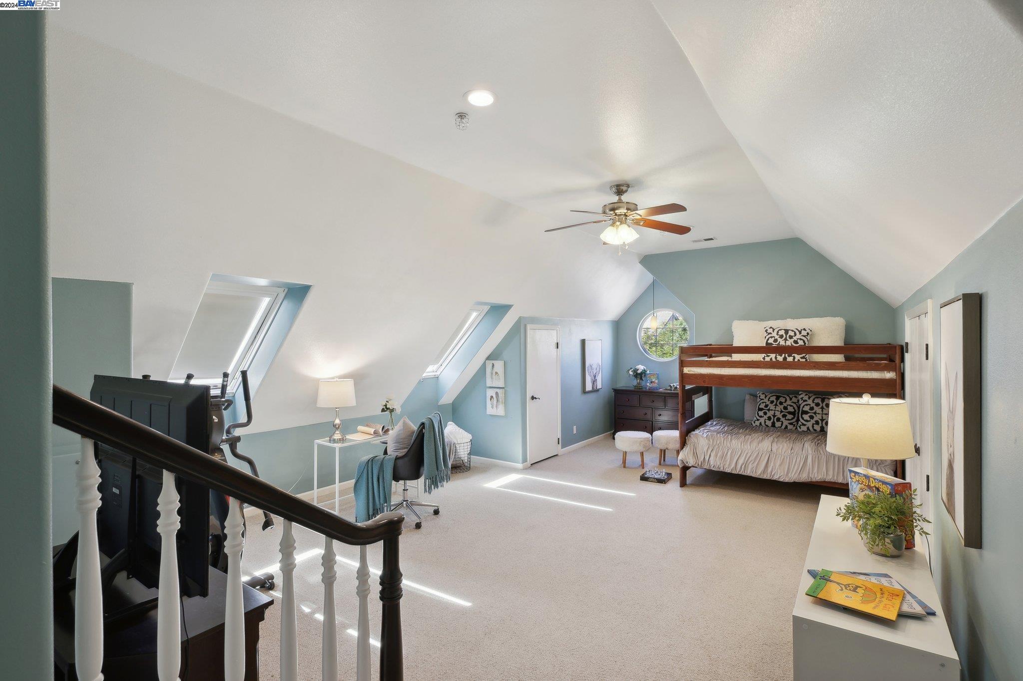 2393 Vintage Ln