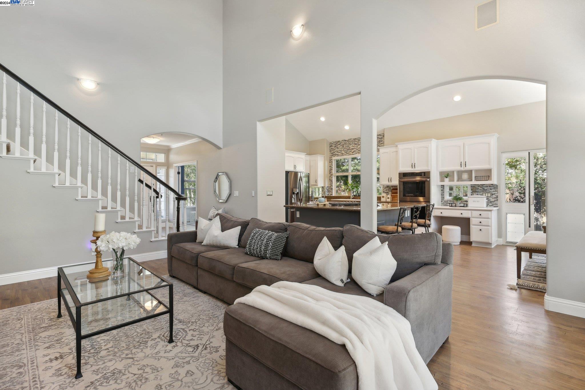 2393 Vintage Ln