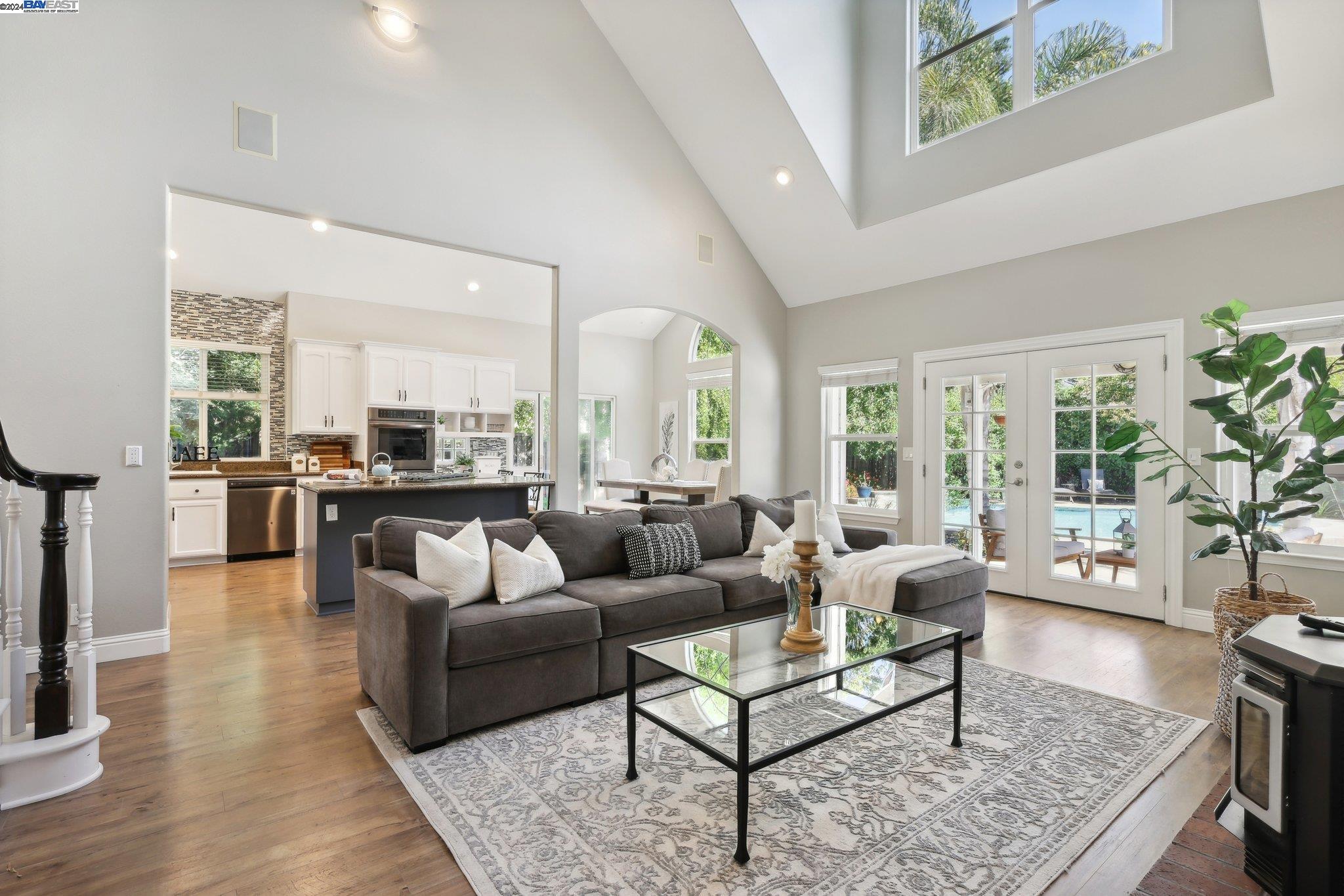 2393 Vintage Ln