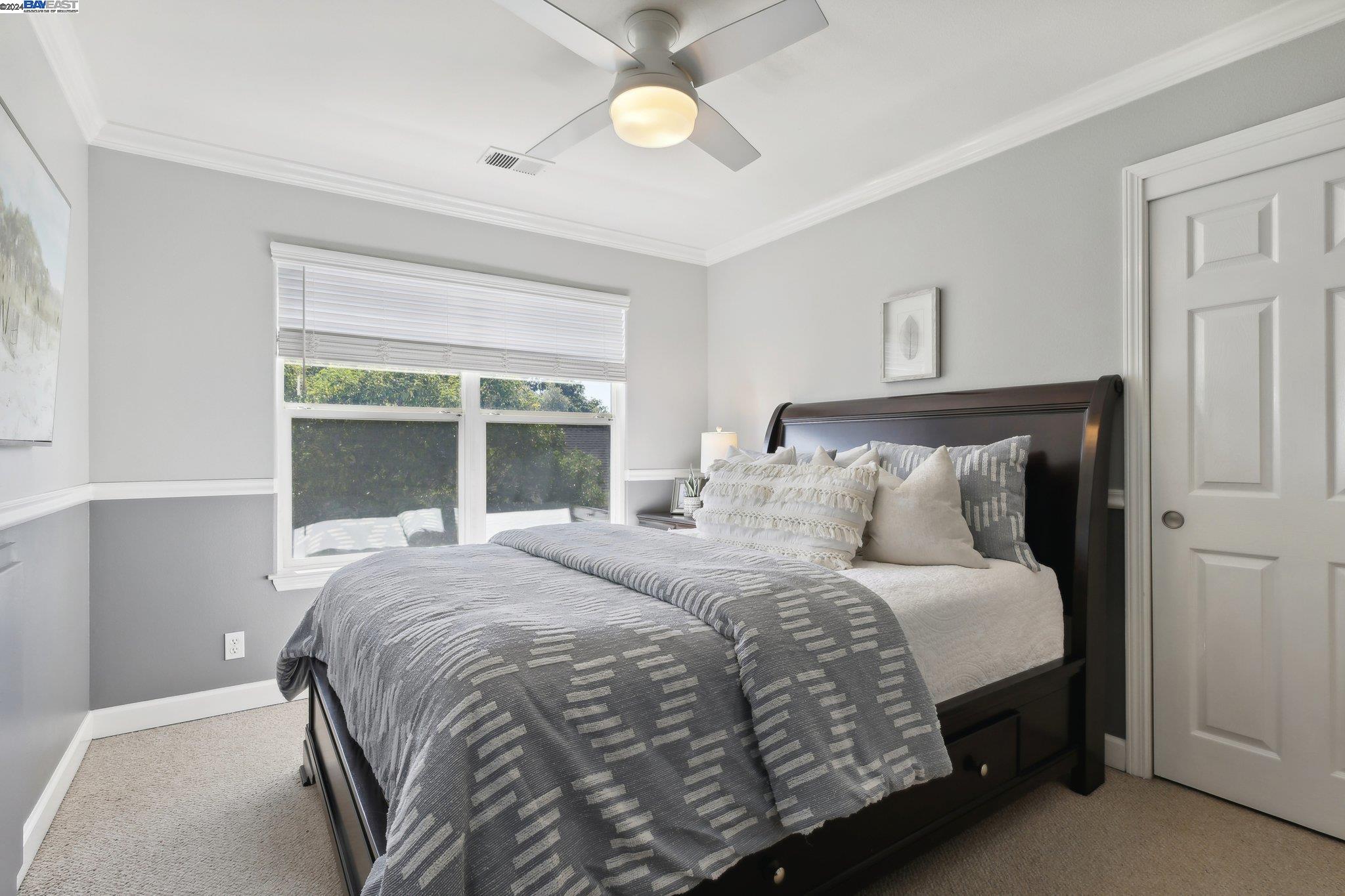 2393 Vintage Ln
