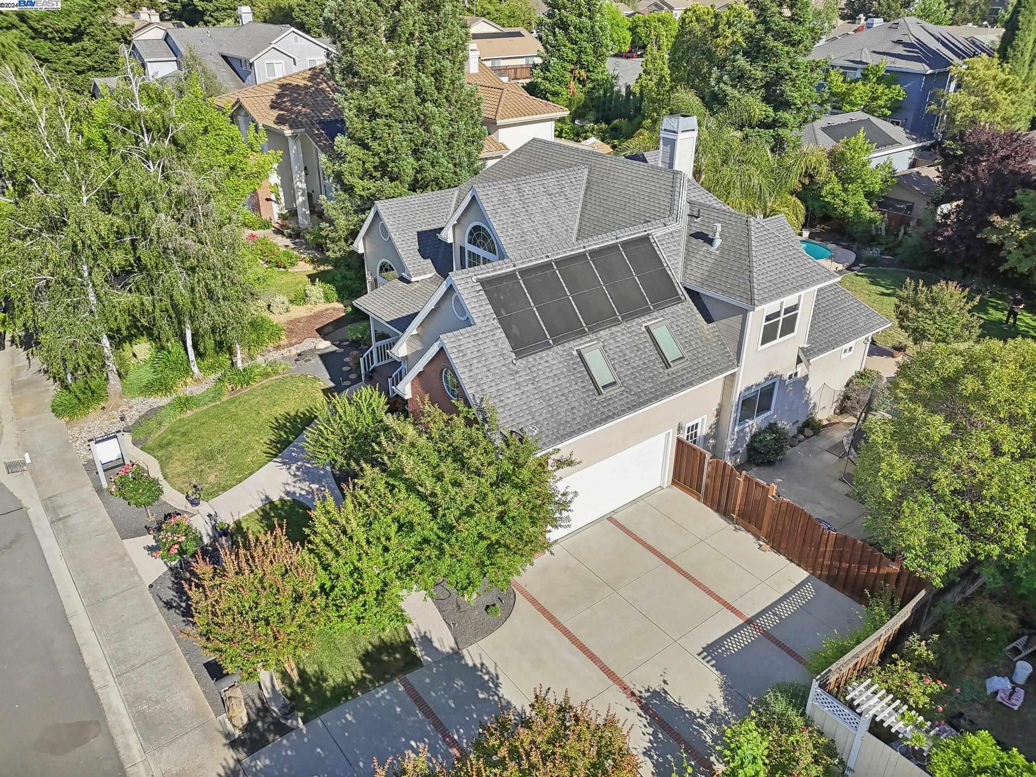 2393 Vintage Ln