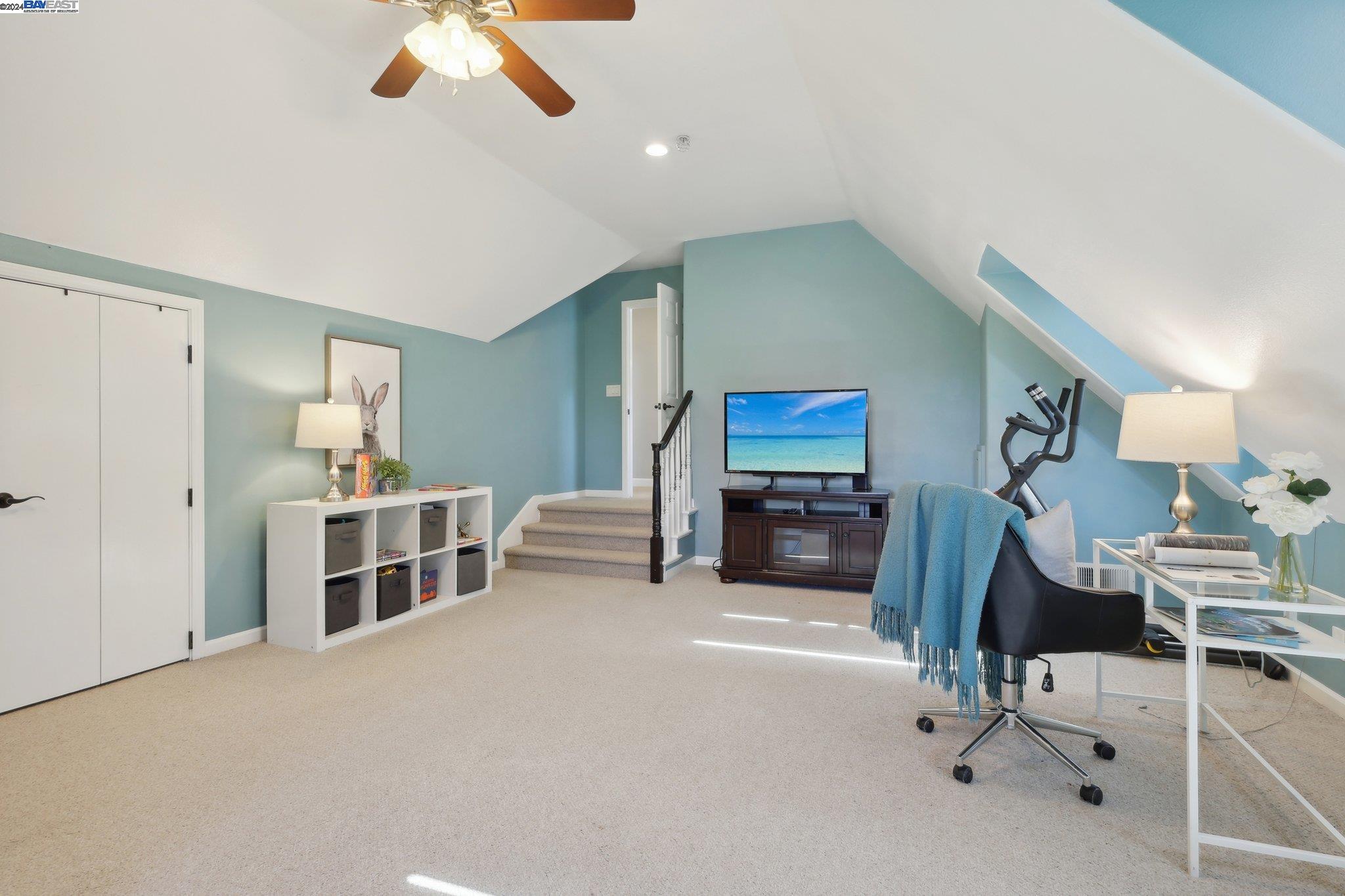 2393 Vintage Ln