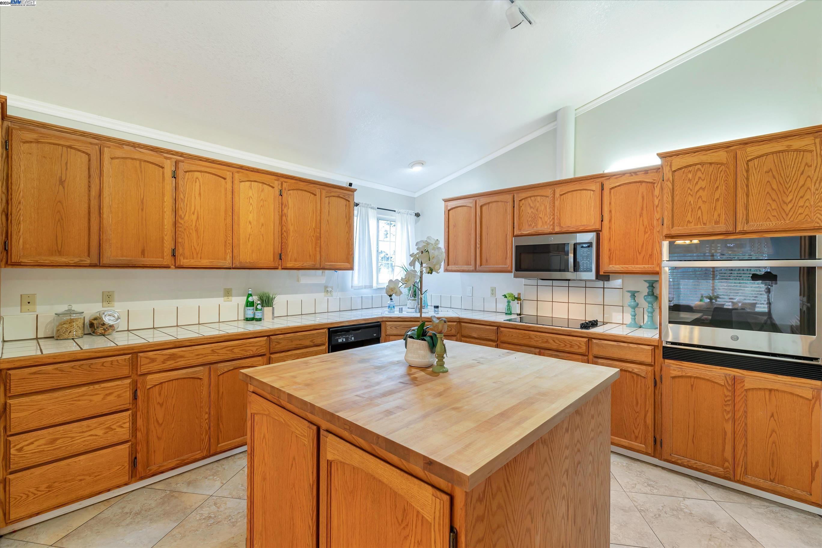 417 Shilling Ave