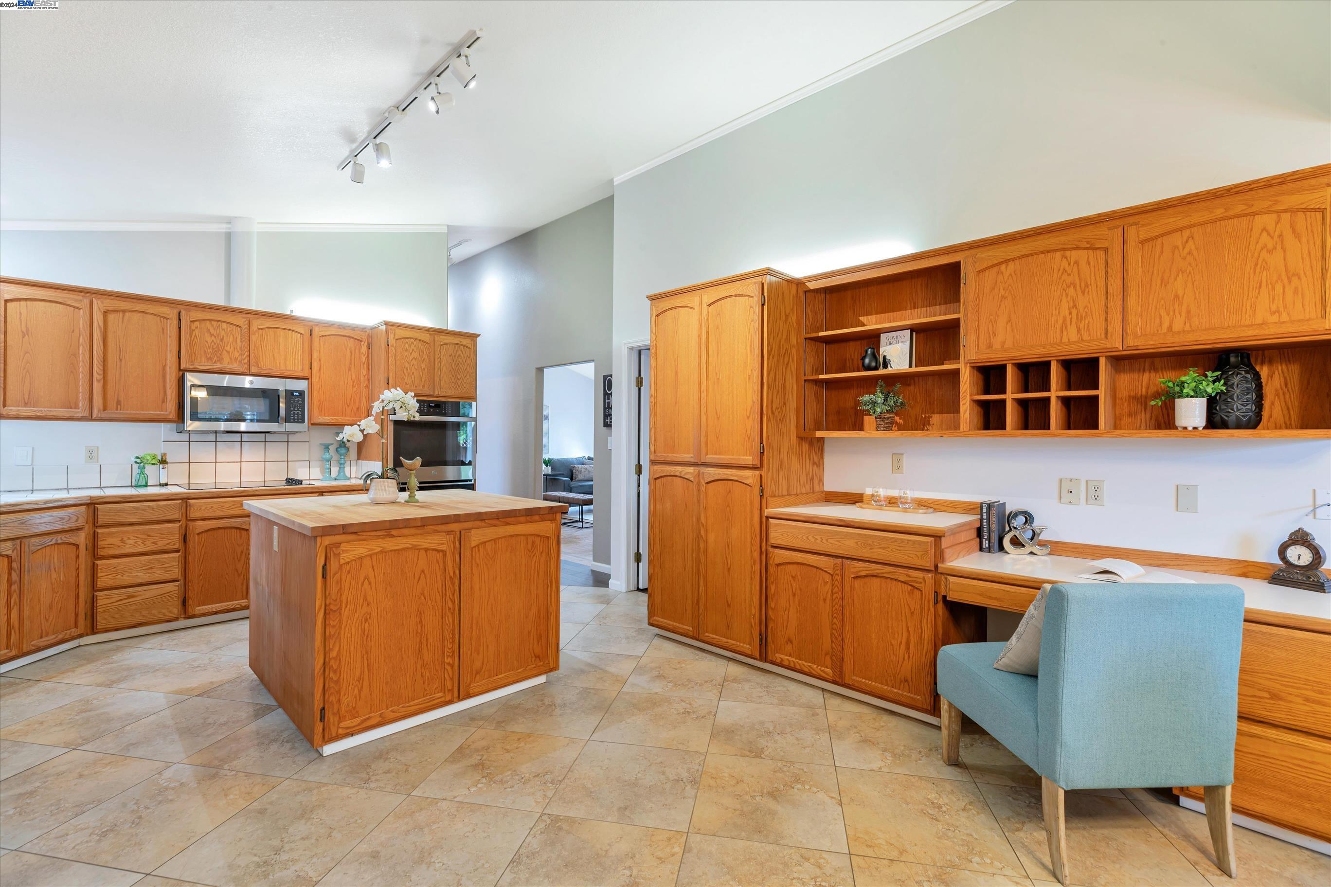 417 Shilling Ave