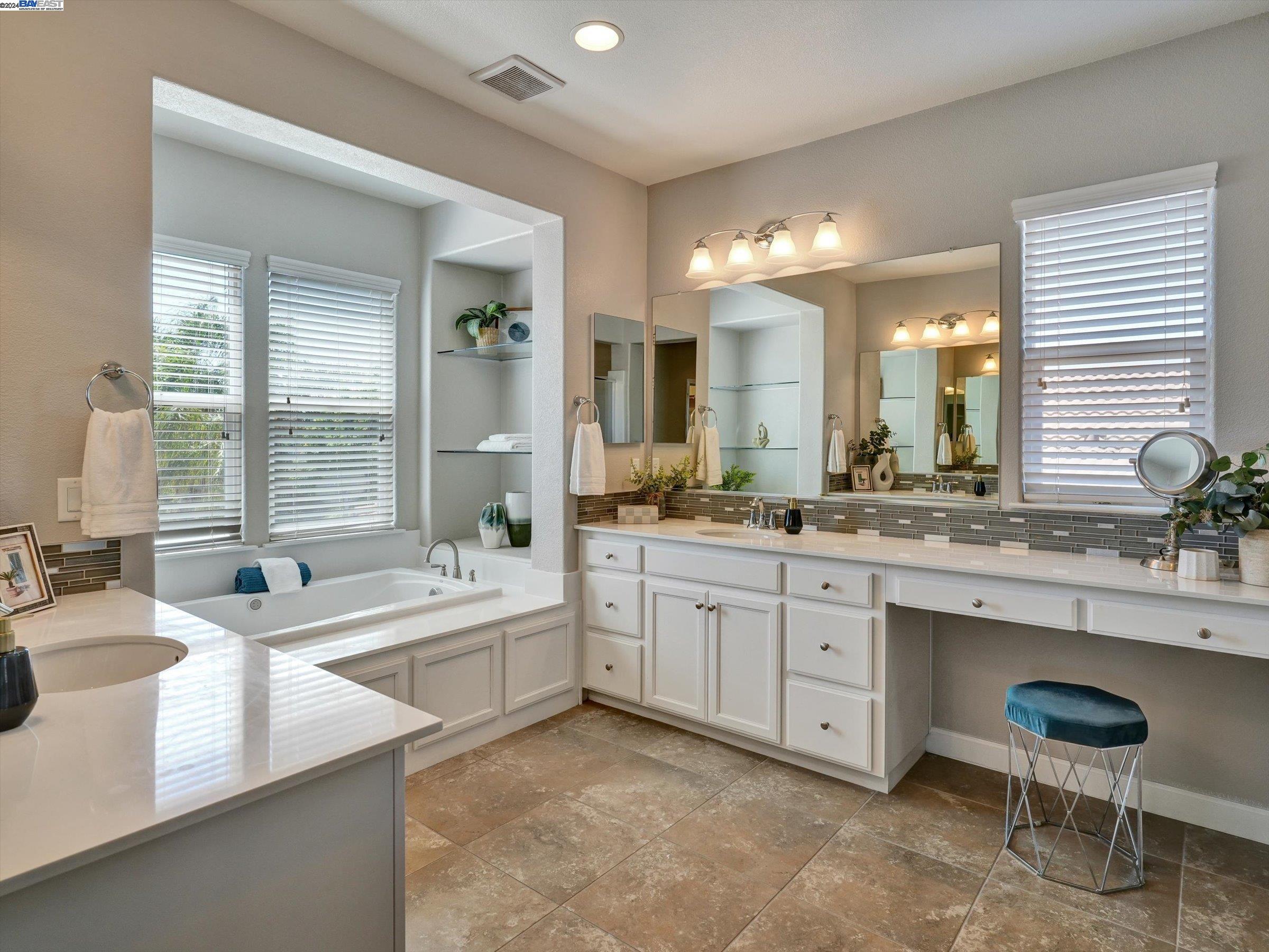 2630 Aurora Astorga Dr