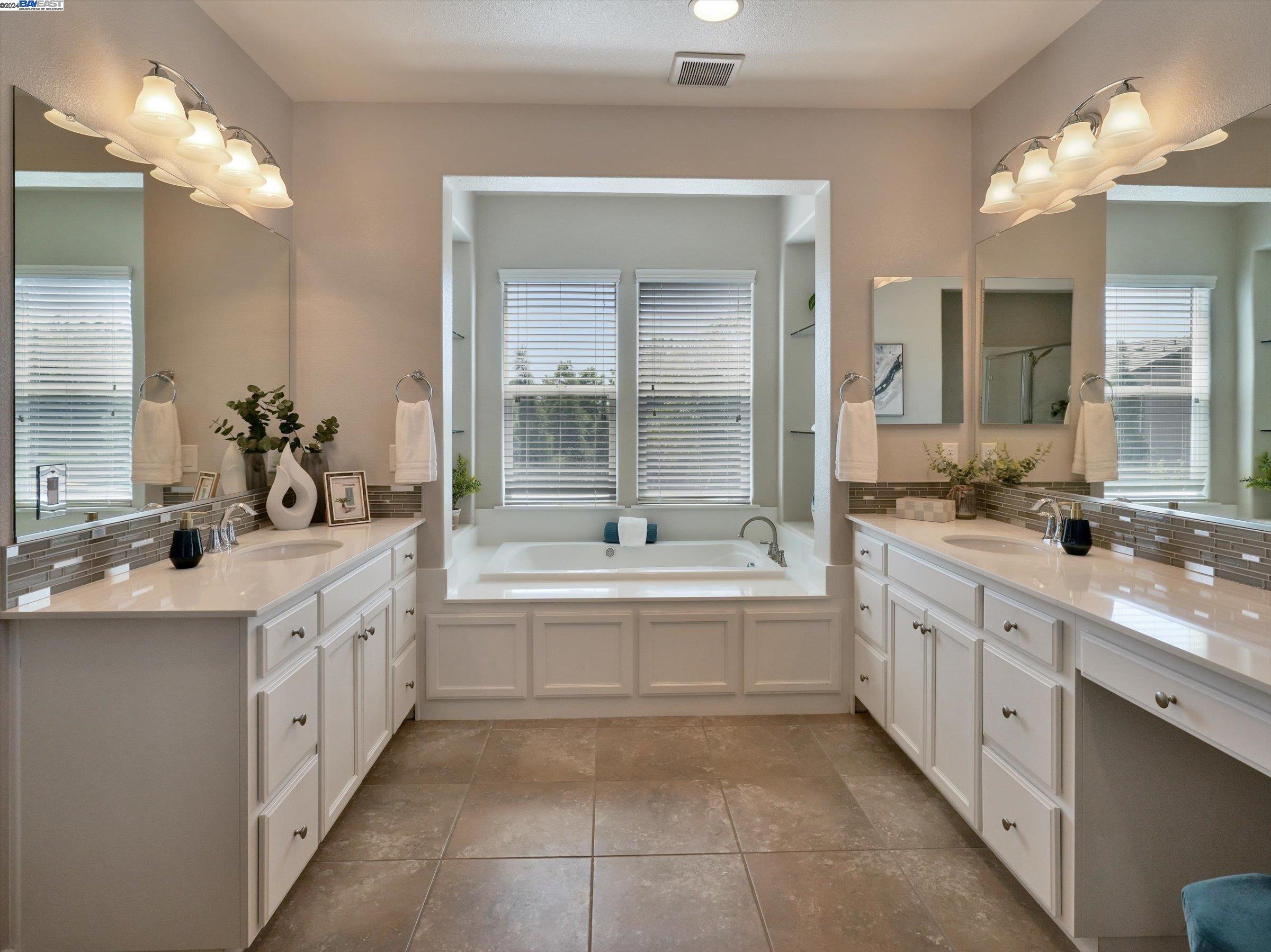 2630 Aurora Astorga Dr