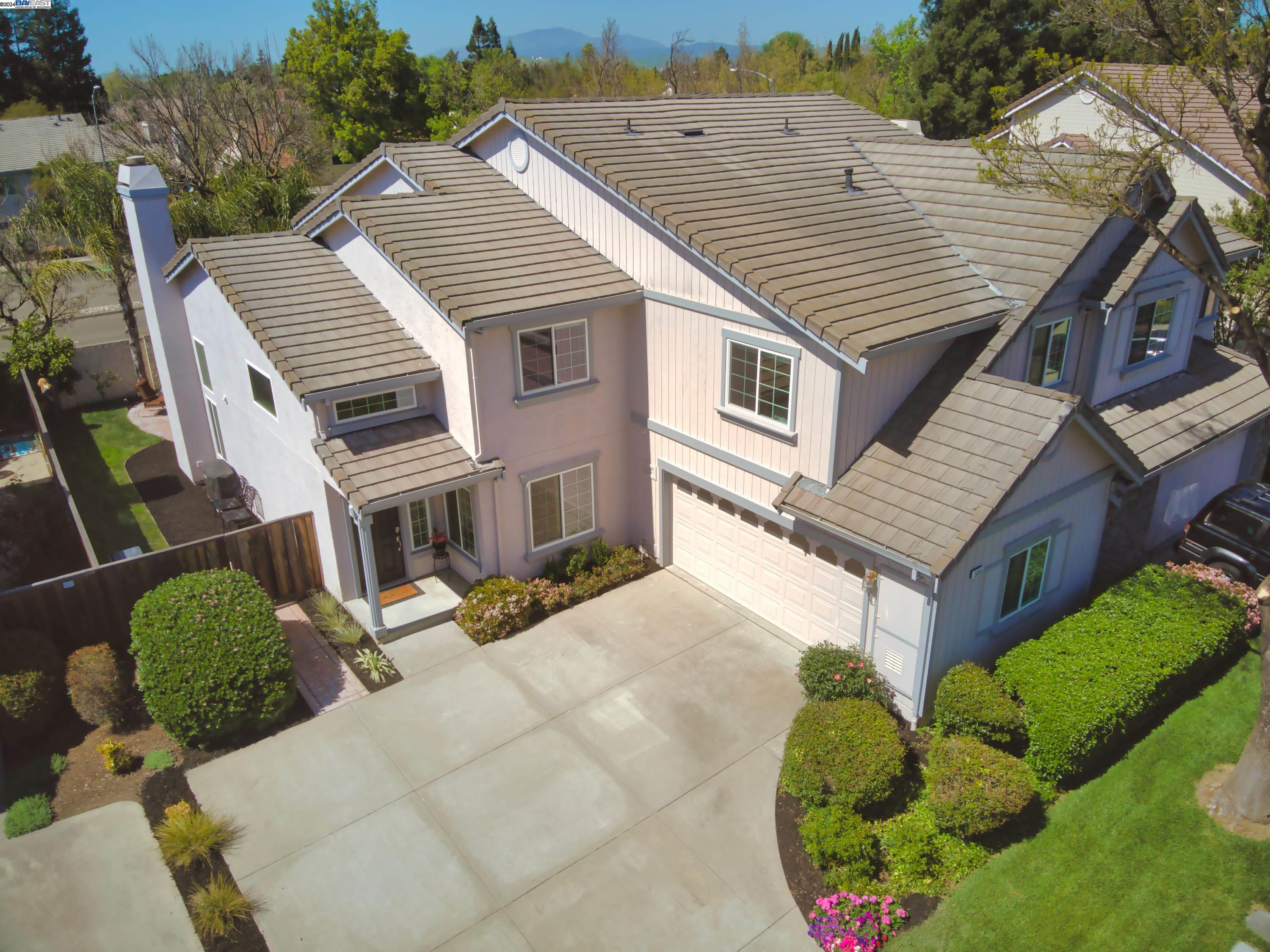 3723 Rose Rock Circle