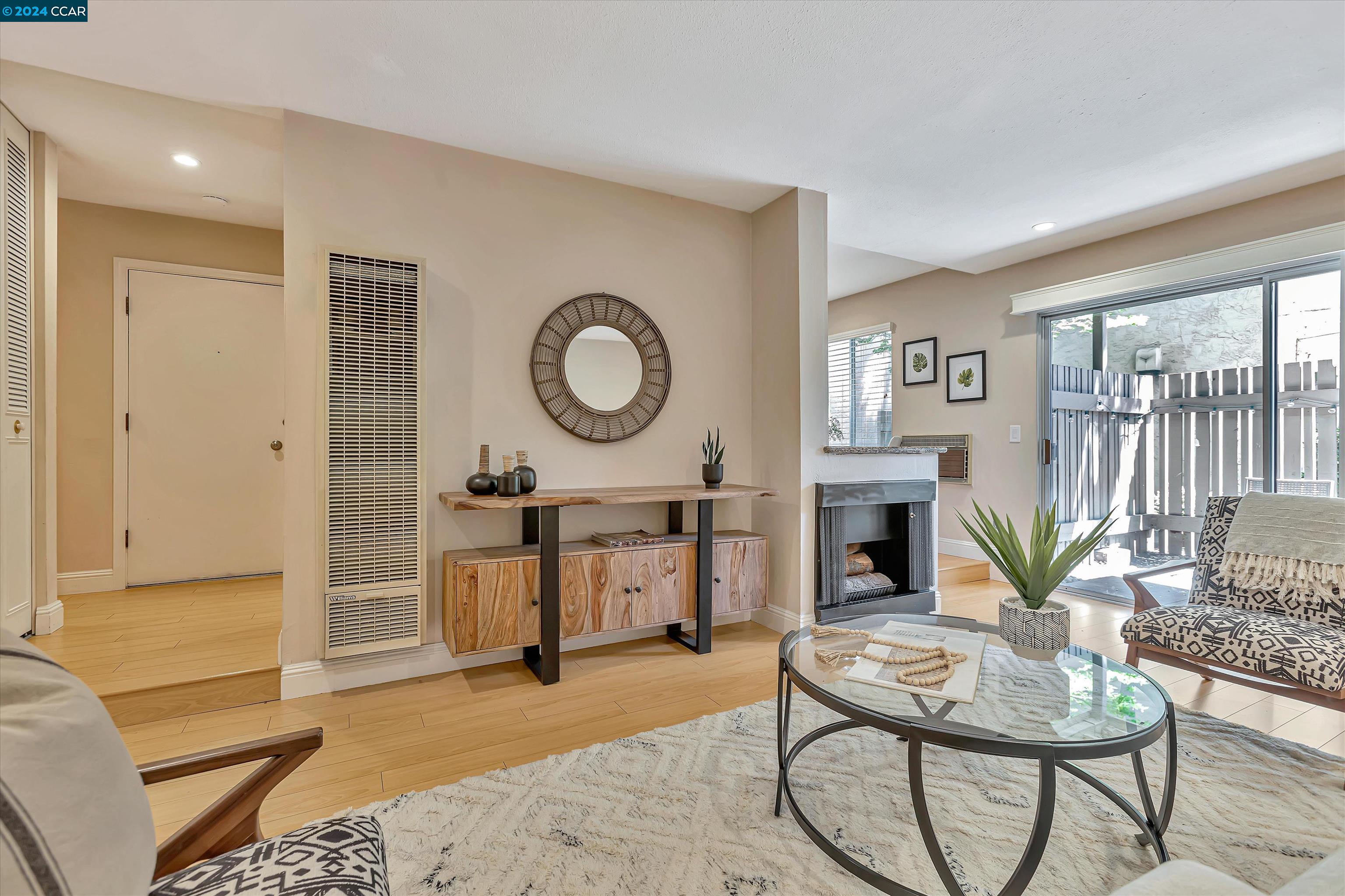 2564 Walnut Blvd # 111