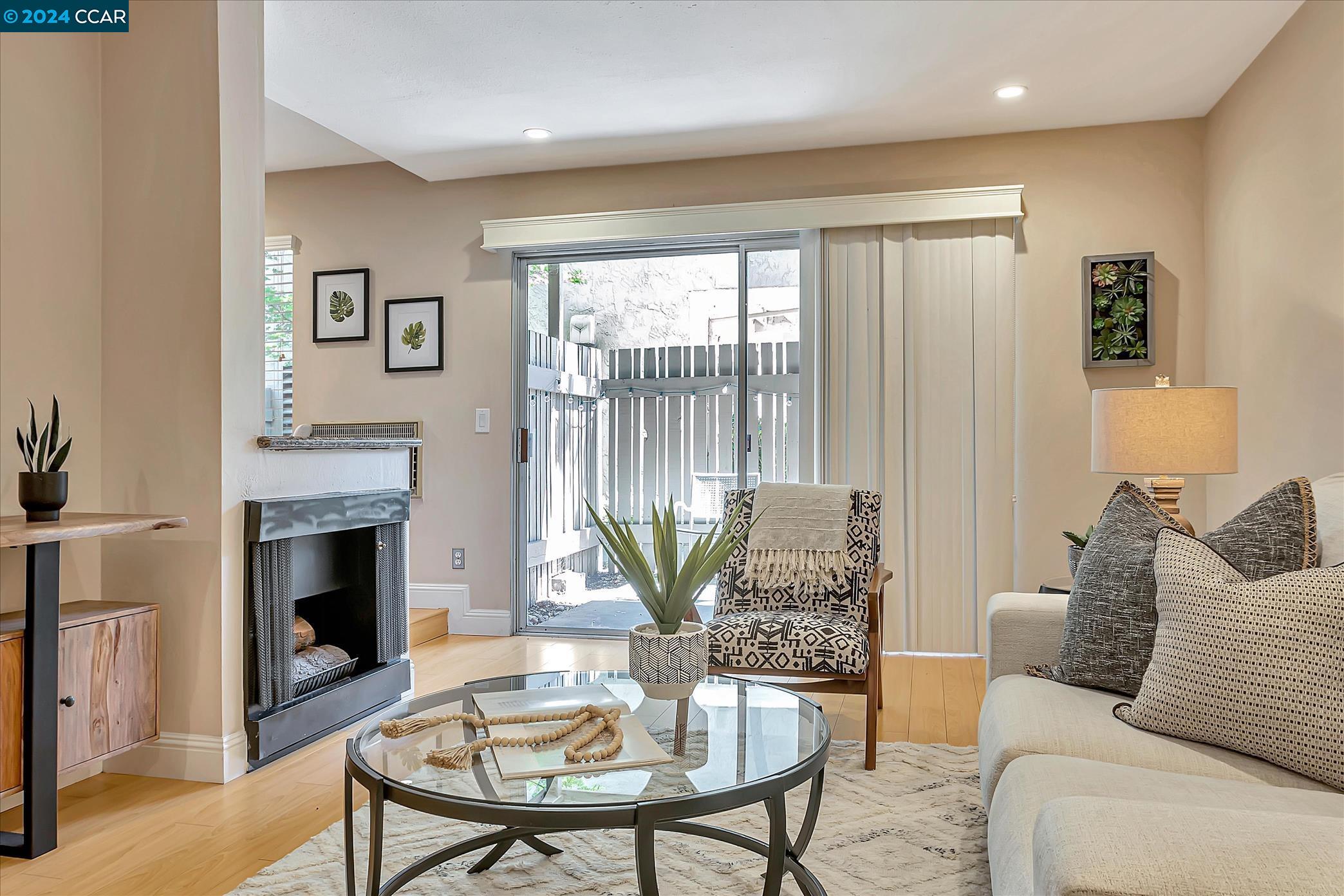 2564 Walnut Blvd # 111