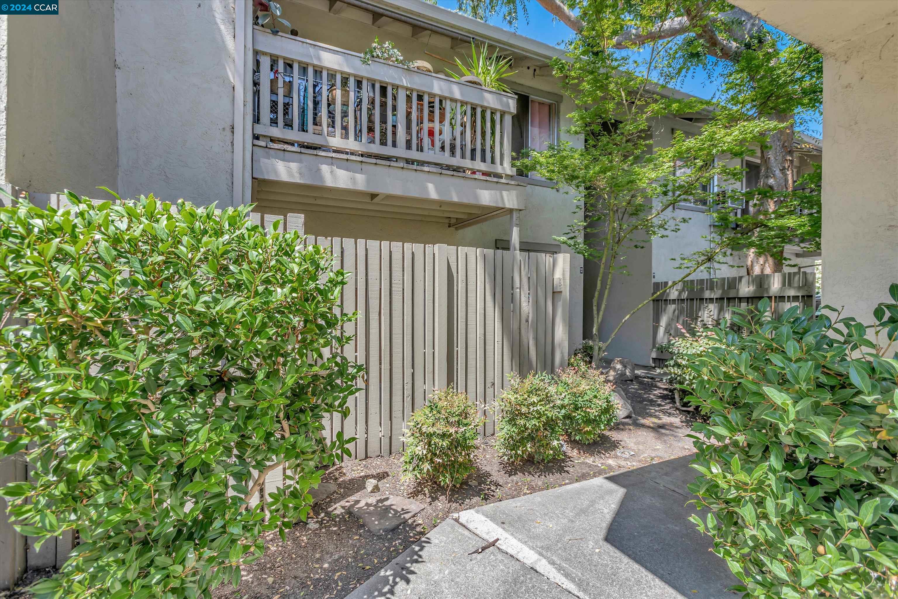 2564 Walnut Blvd # 111