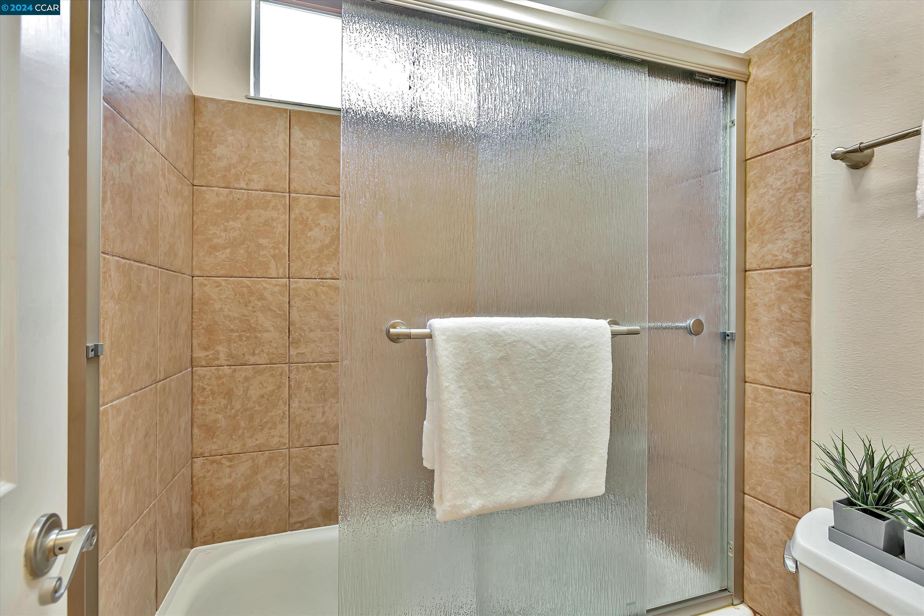 2564 Walnut Blvd # 111