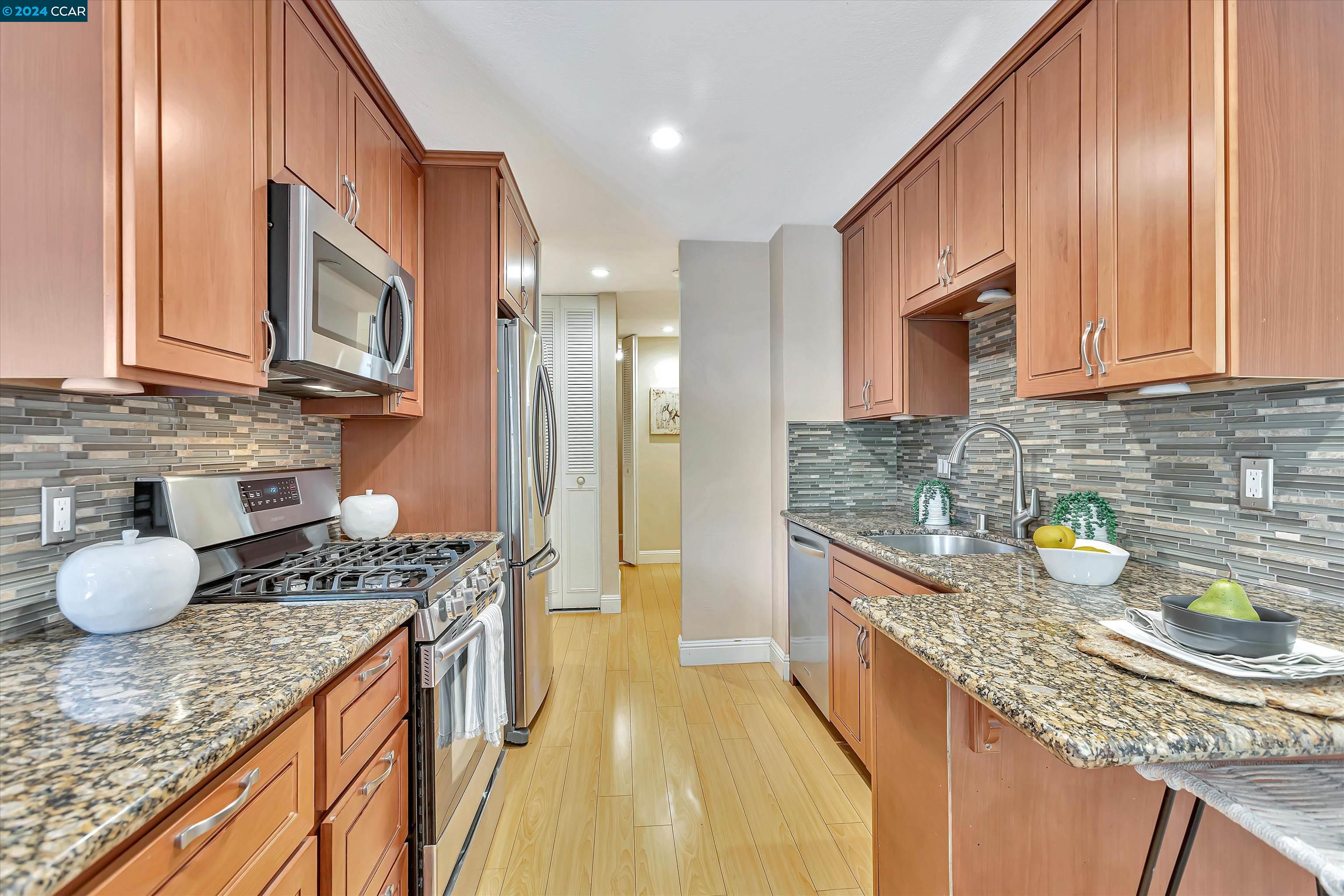 2564 Walnut Blvd # 111