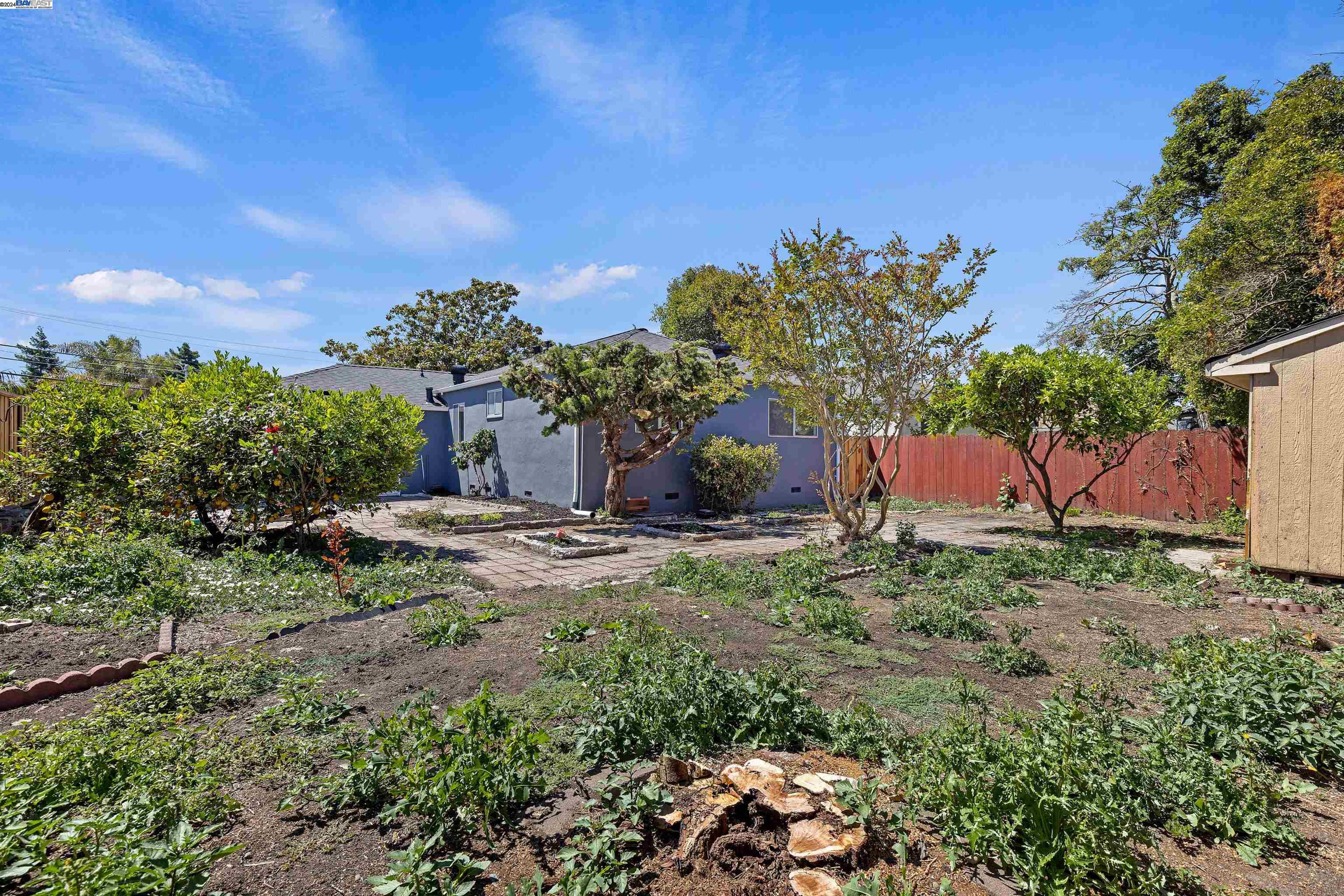 1559 Bandoni Ave
