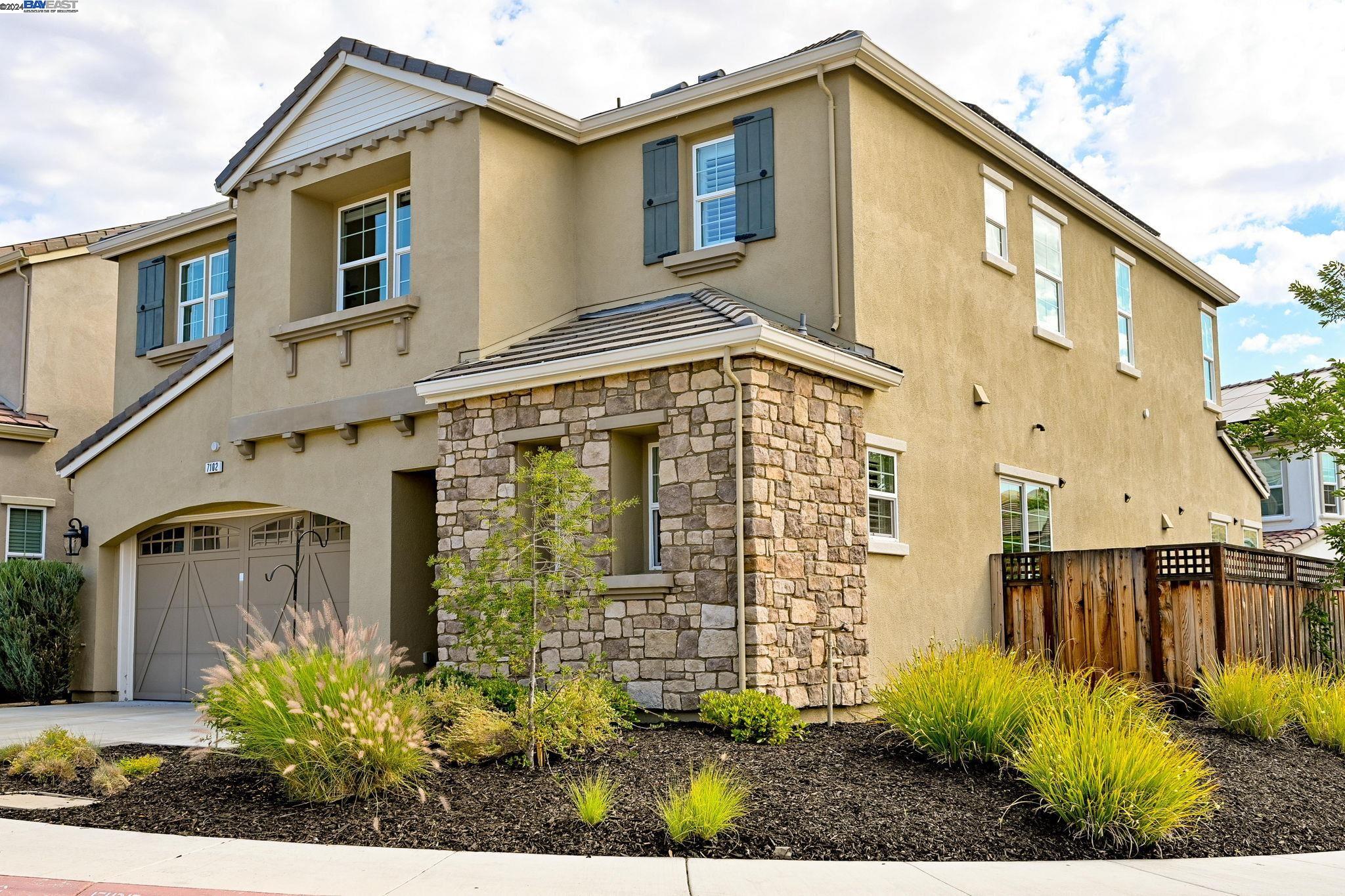 7102 Kylemore Cir