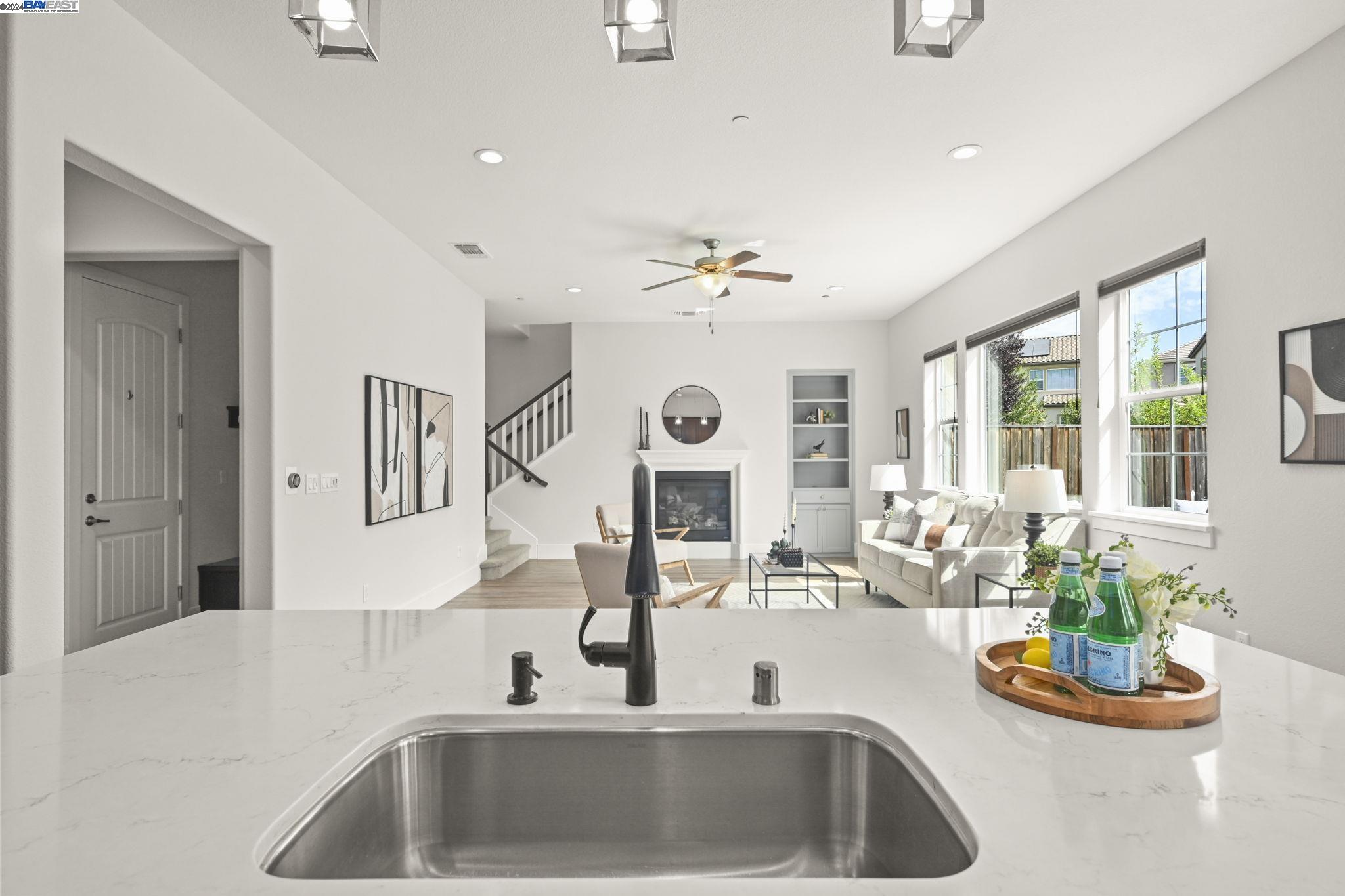 7102 Kylemore Cir