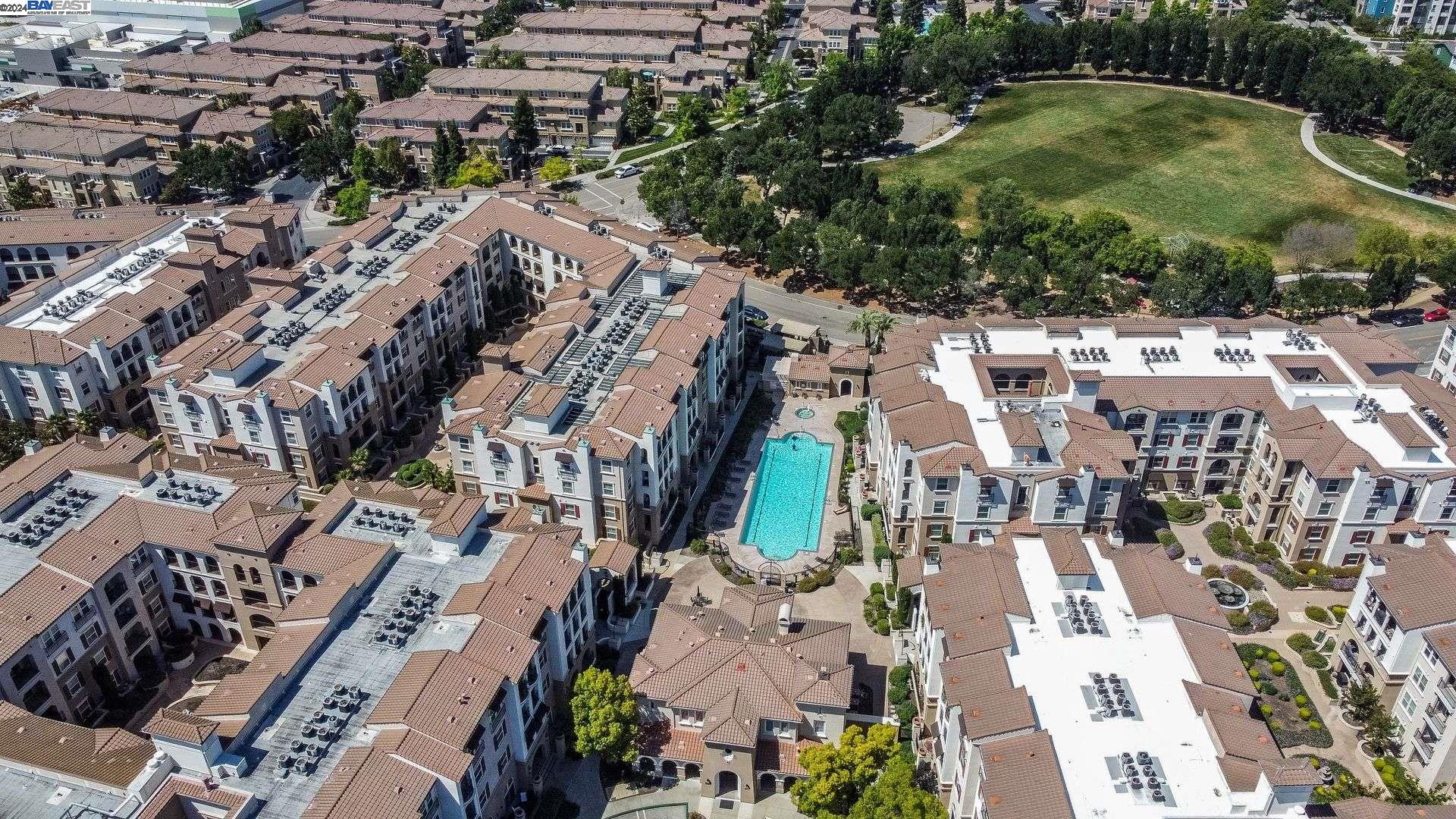 3360 Maguire Way # 237