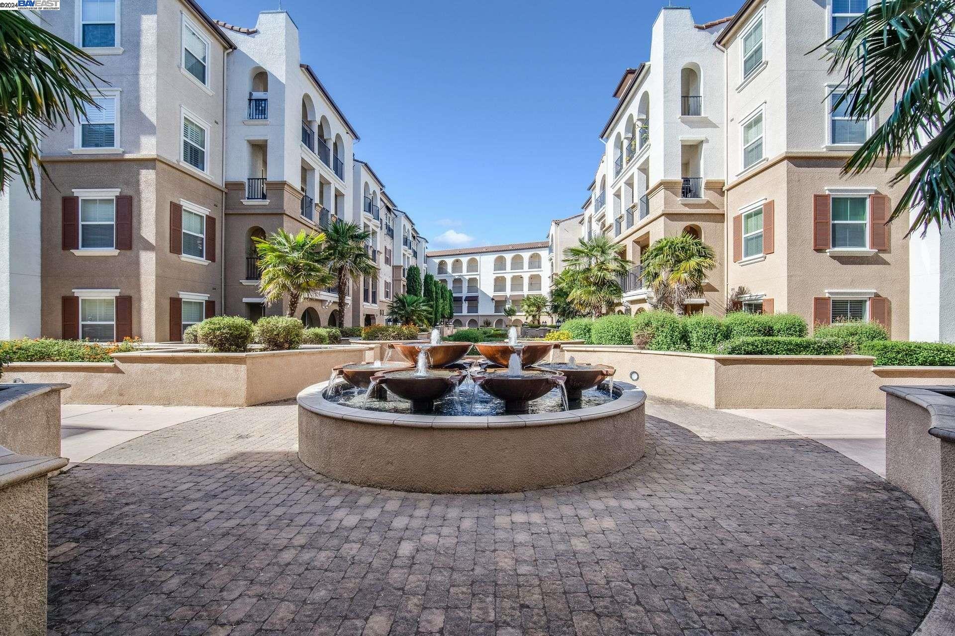 3360 Maguire Way # 237