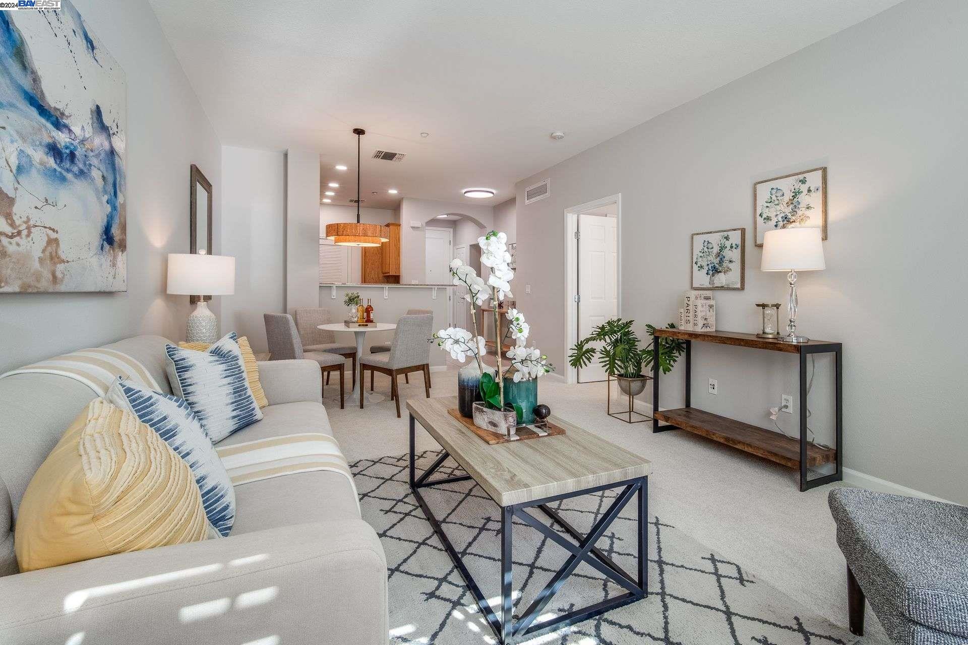 3360 Maguire Way # 237