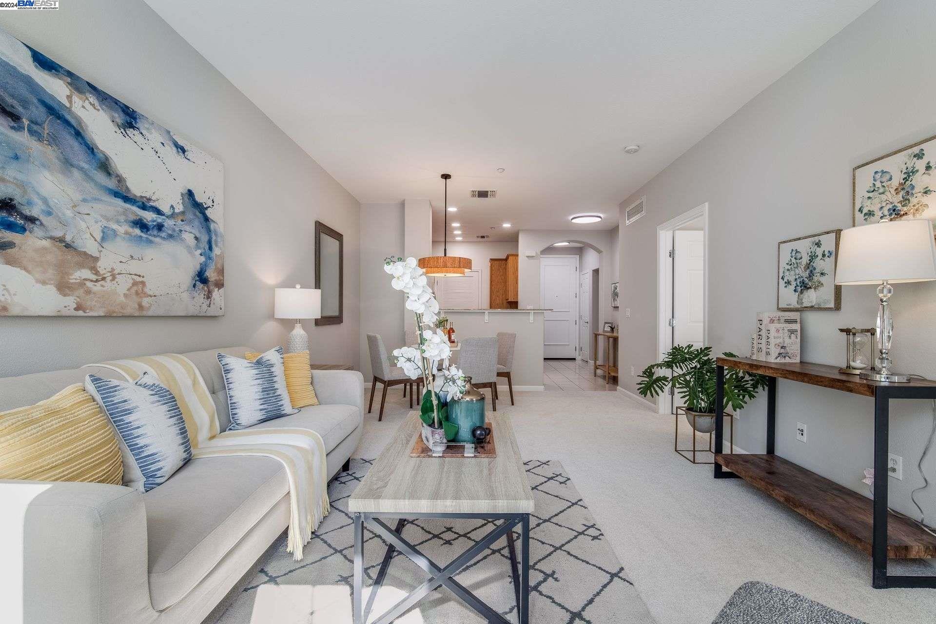 3360 Maguire Way # 237