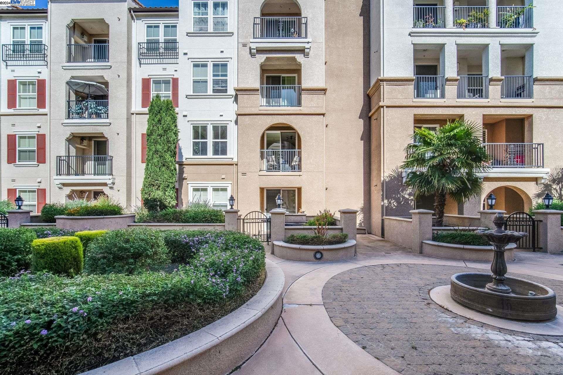 3360 Maguire Way # 237