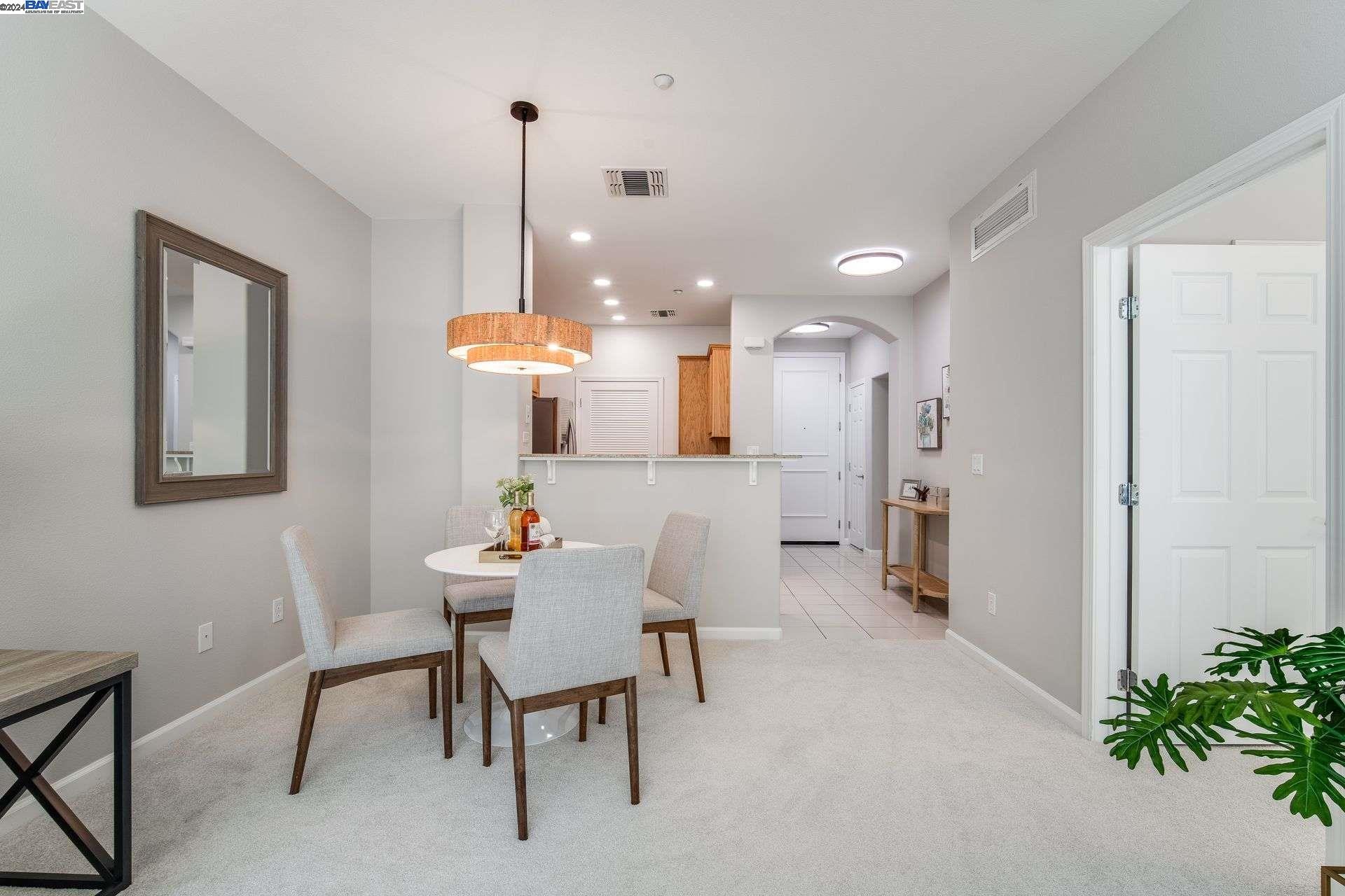 3360 Maguire Way # 237