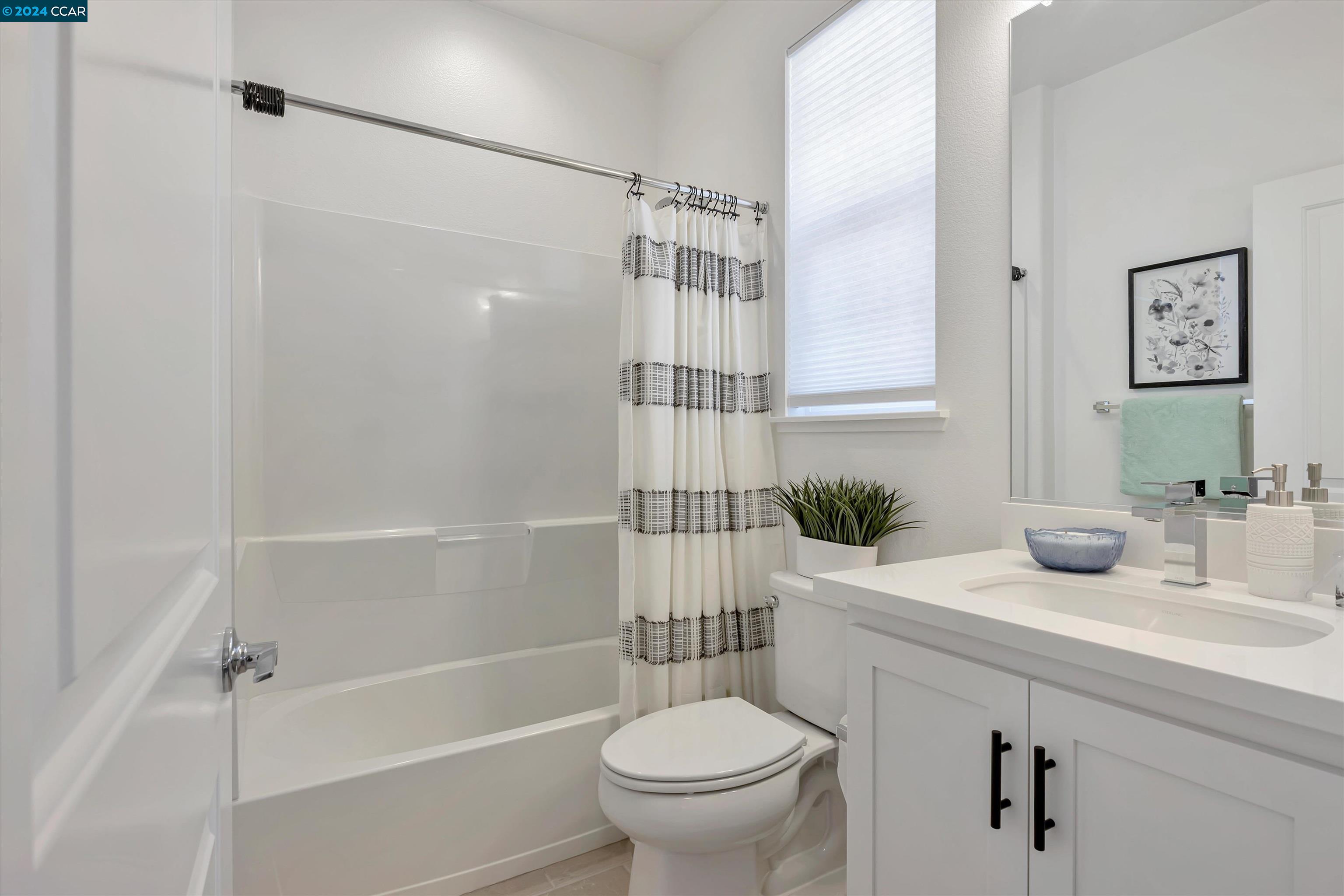 241 Bolt Ct