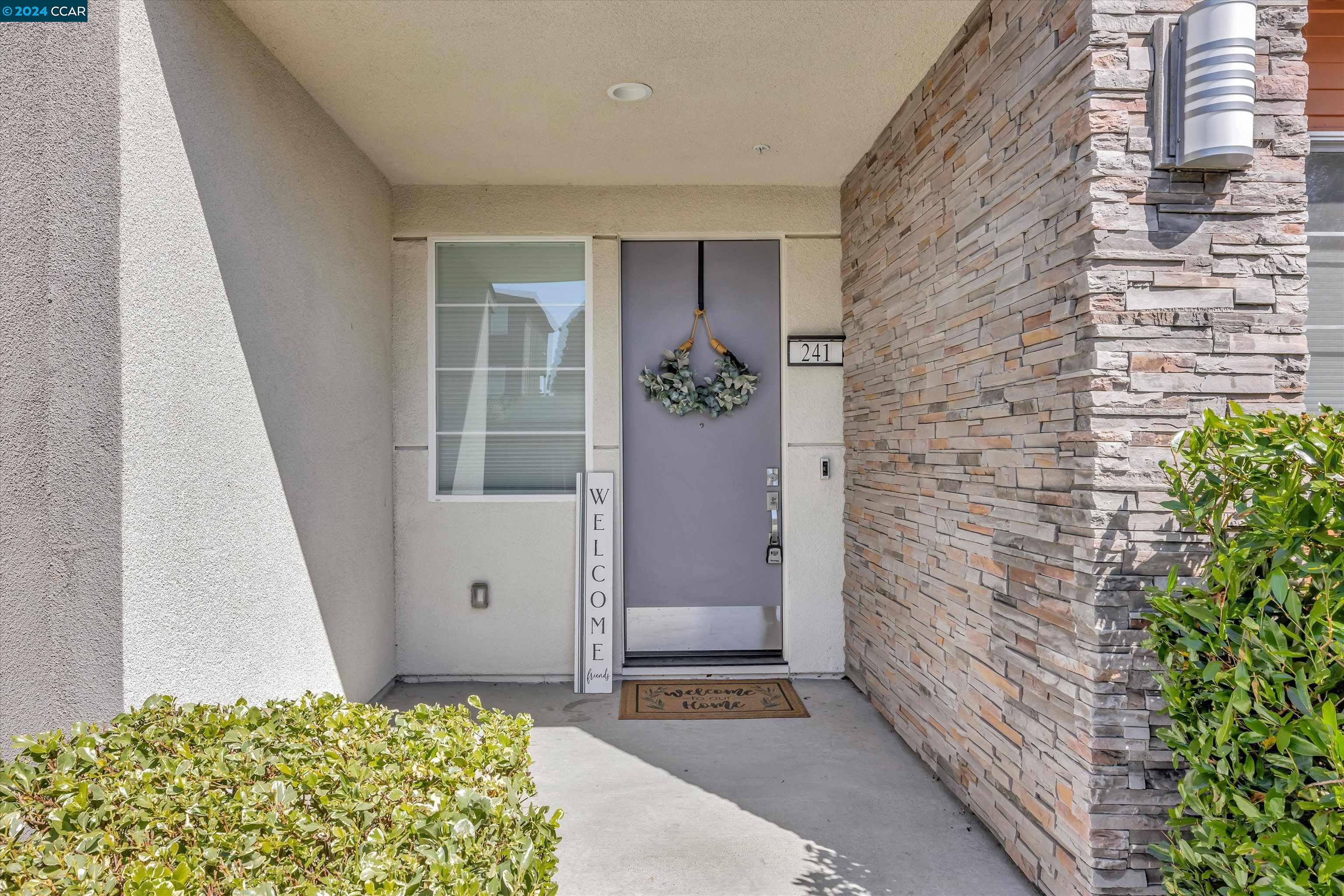 241 Bolt Ct