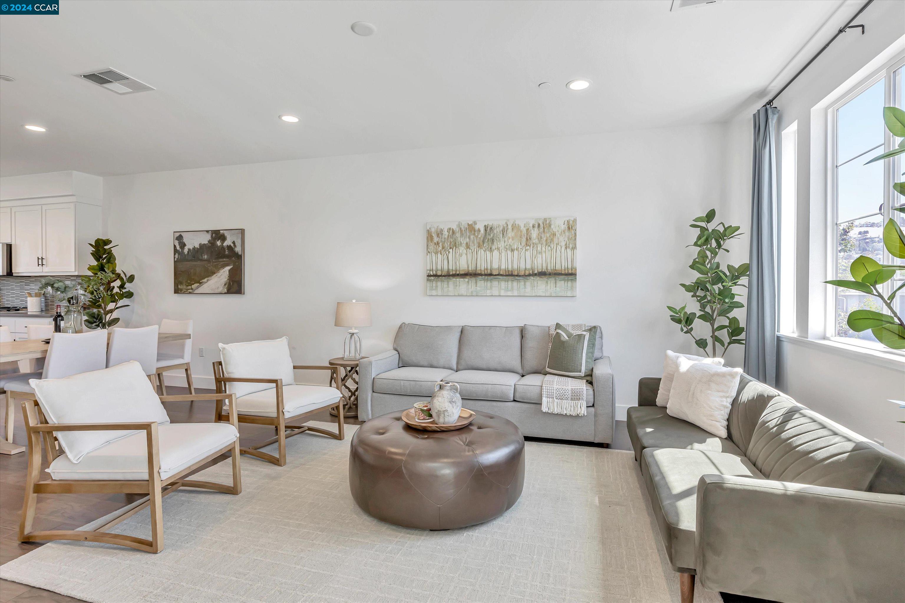 241 Bolt Ct
