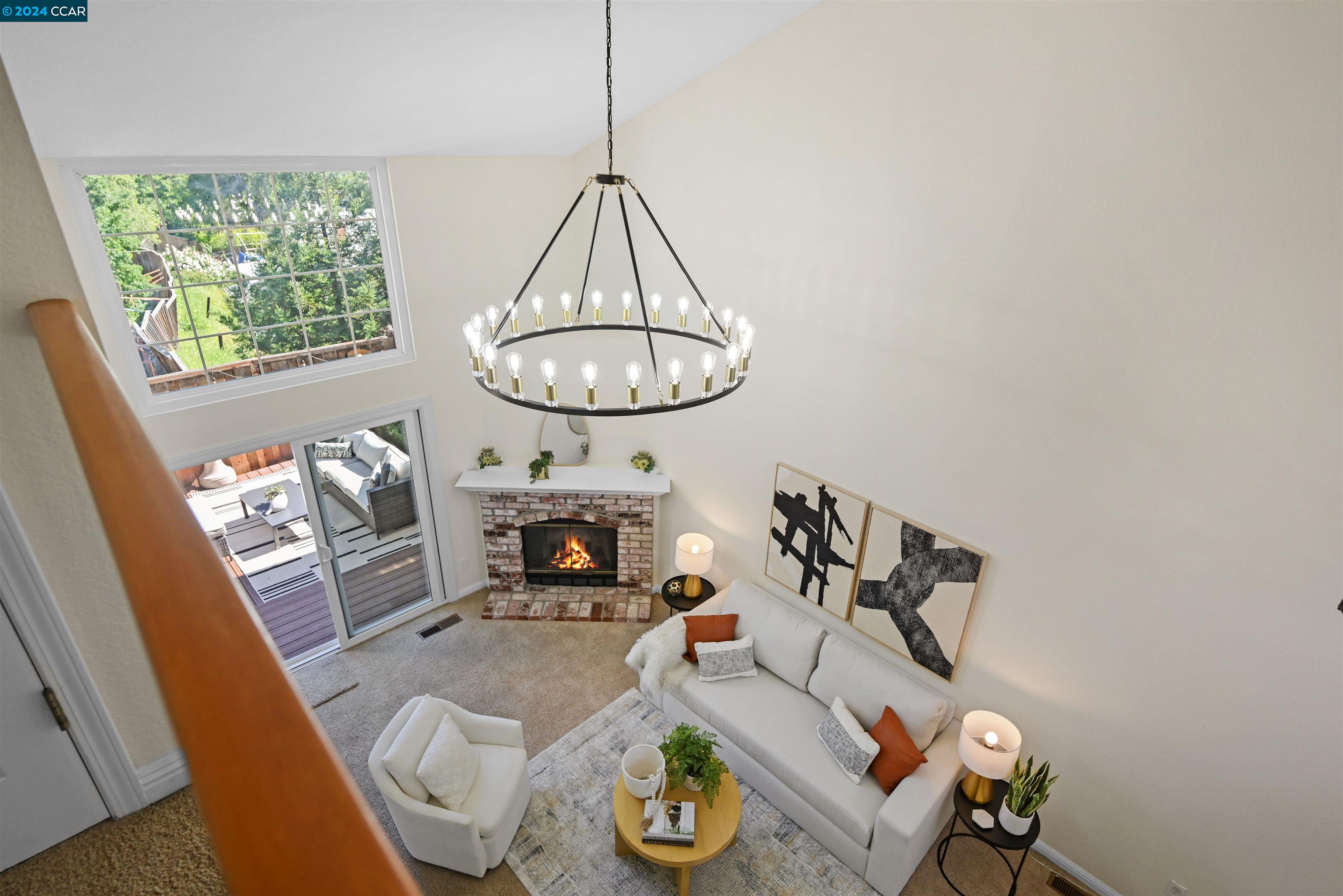 7535 Rolling Hills Cir