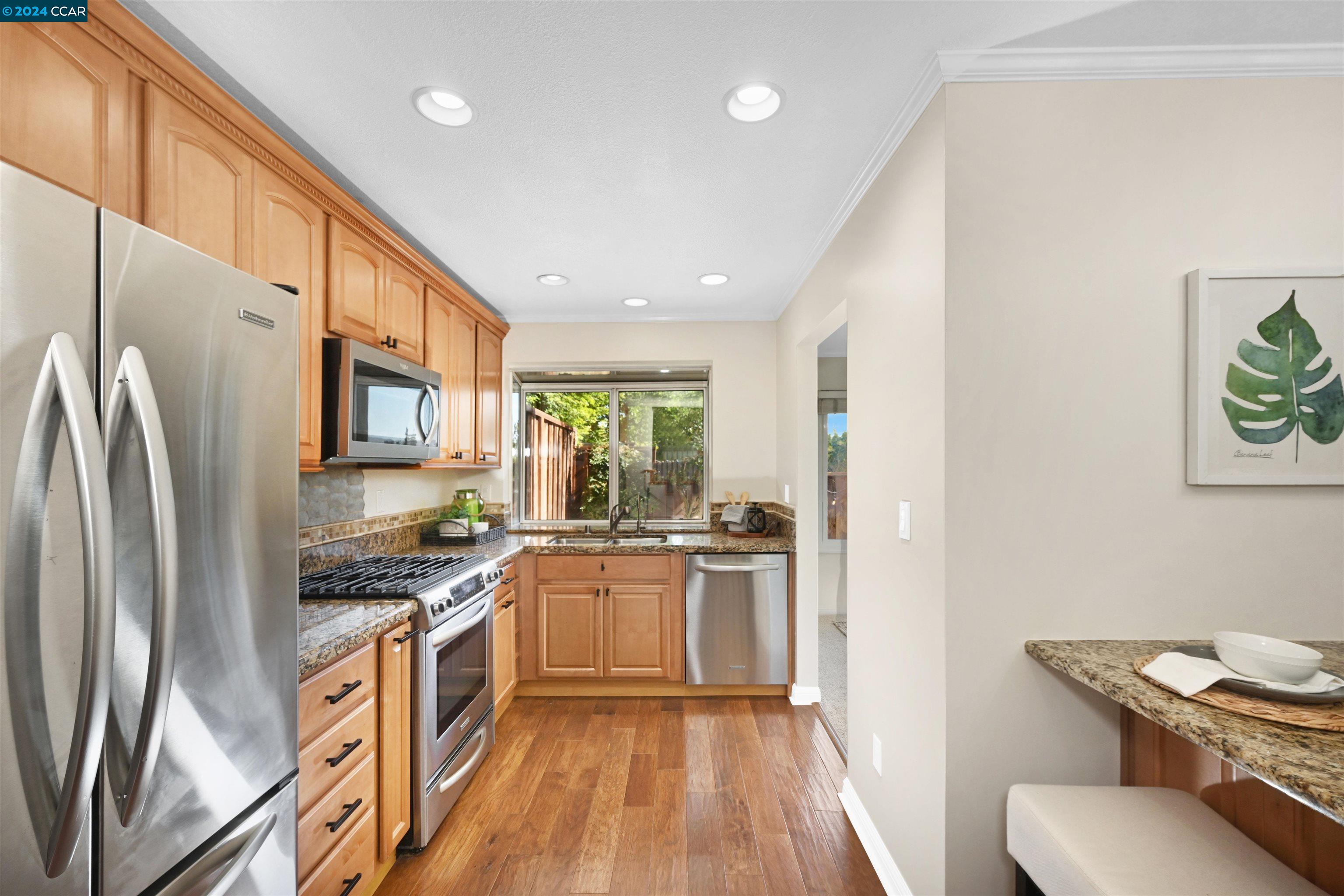 7535 Rolling Hills Cir