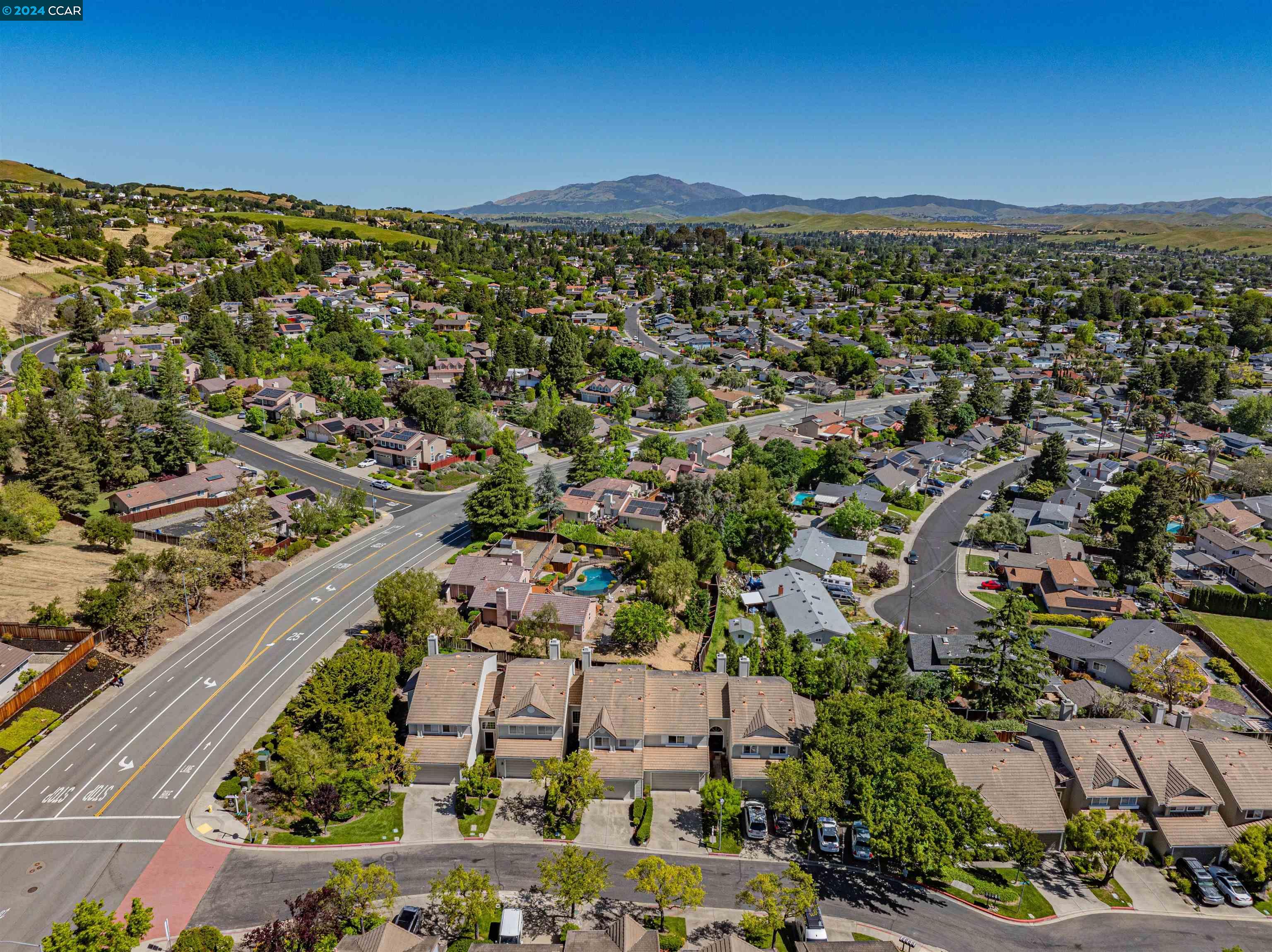 7535 Rolling Hills Cir