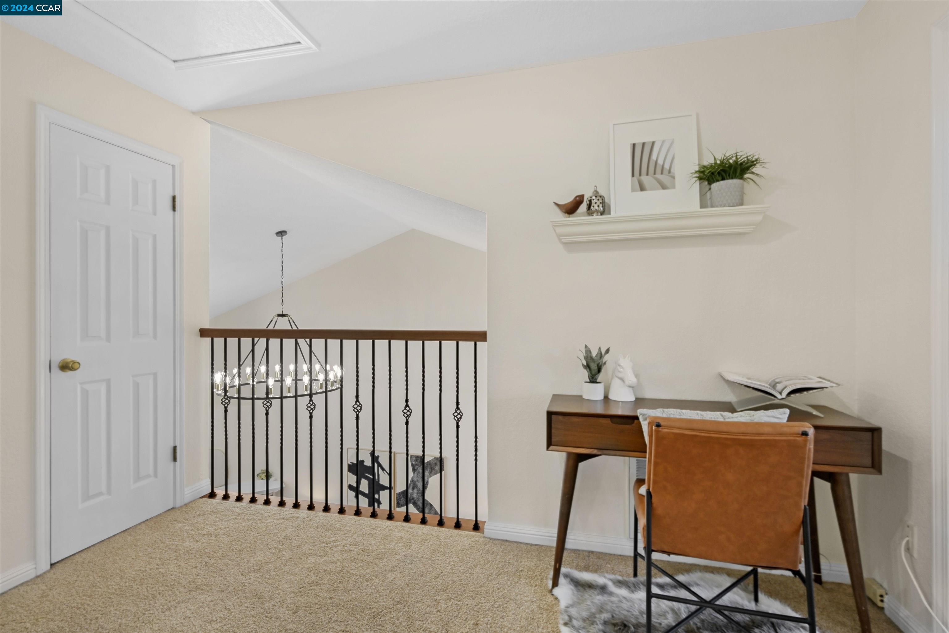 7535 Rolling Hills Cir