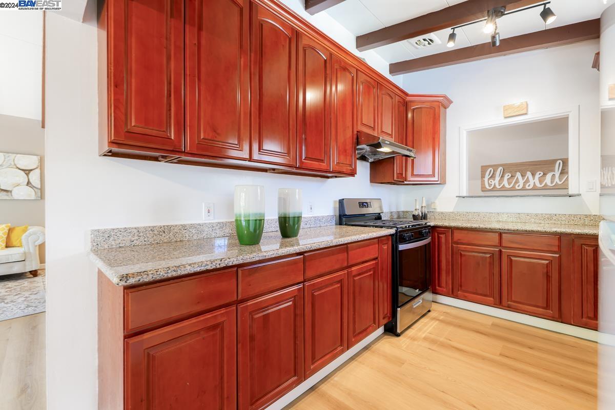 2220 Brookhaven Ct